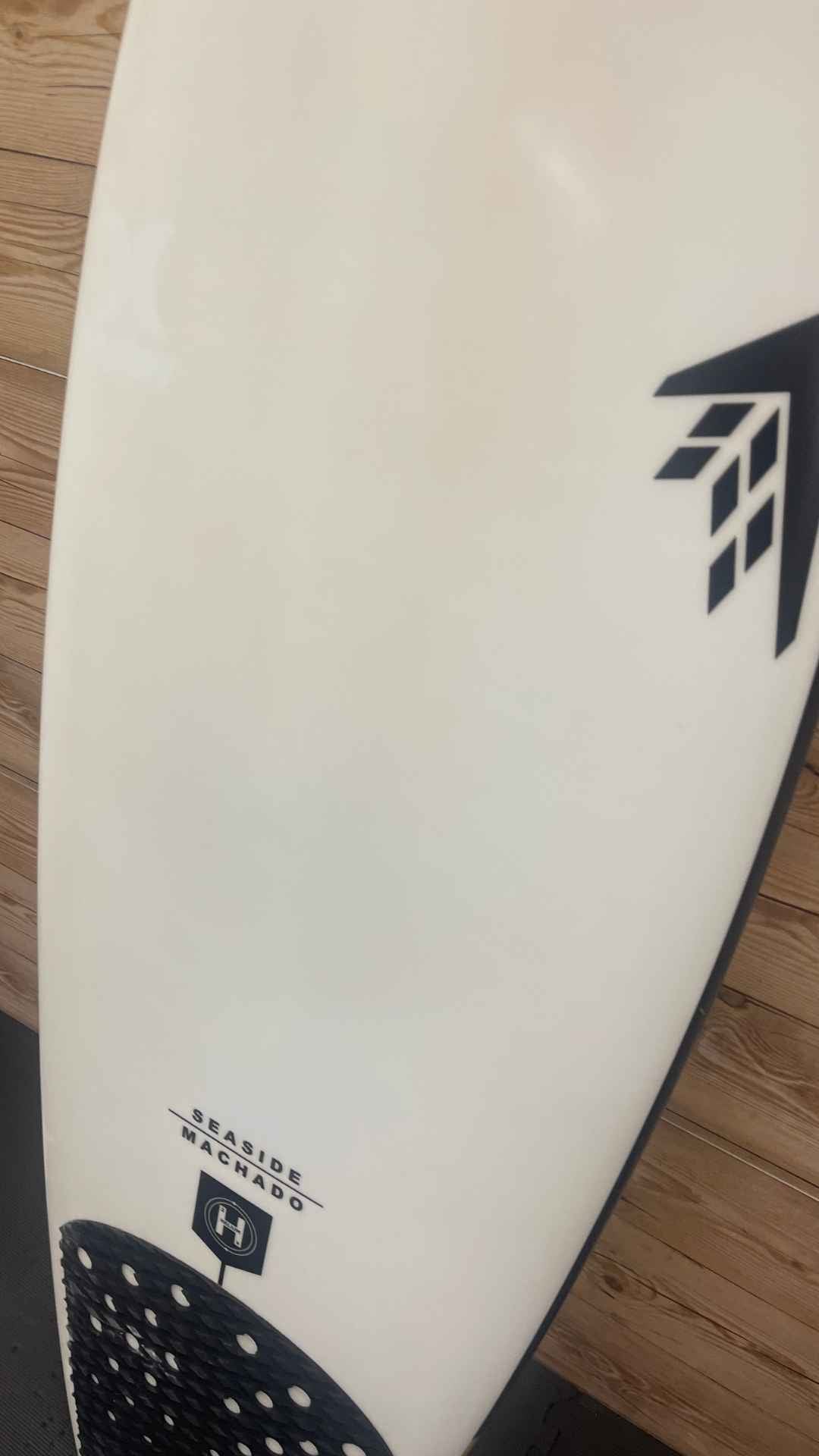 Seaside Fish 5'7"