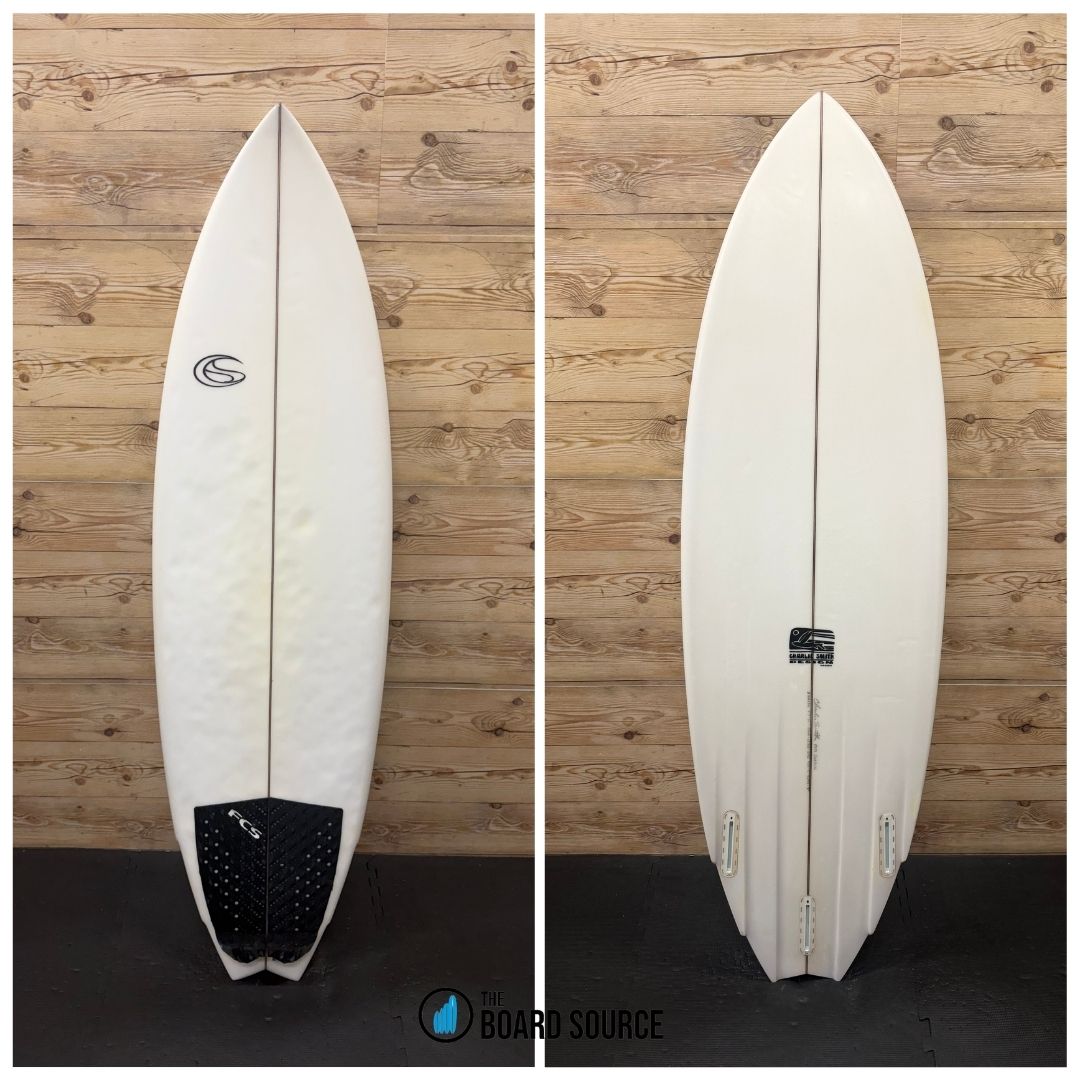 Channel Tri 5'9"