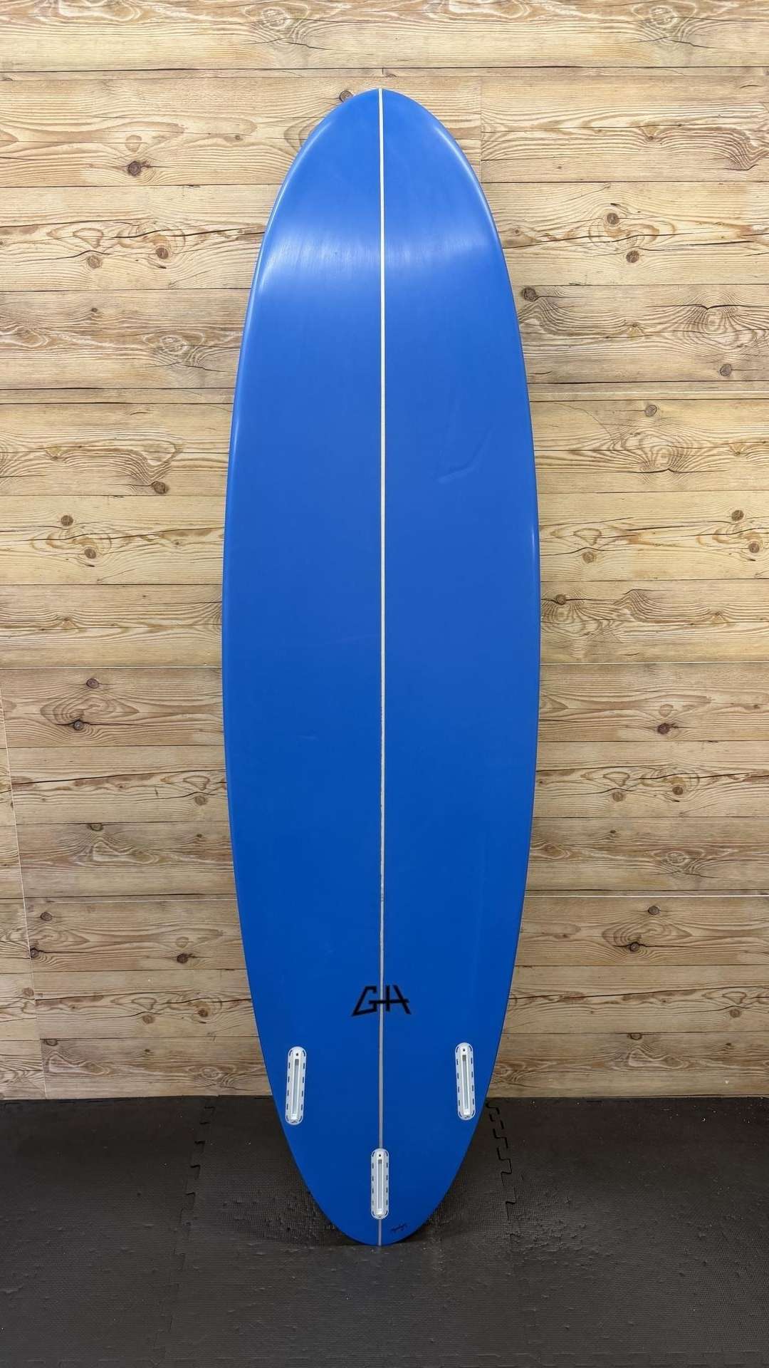 AE3 6'8"