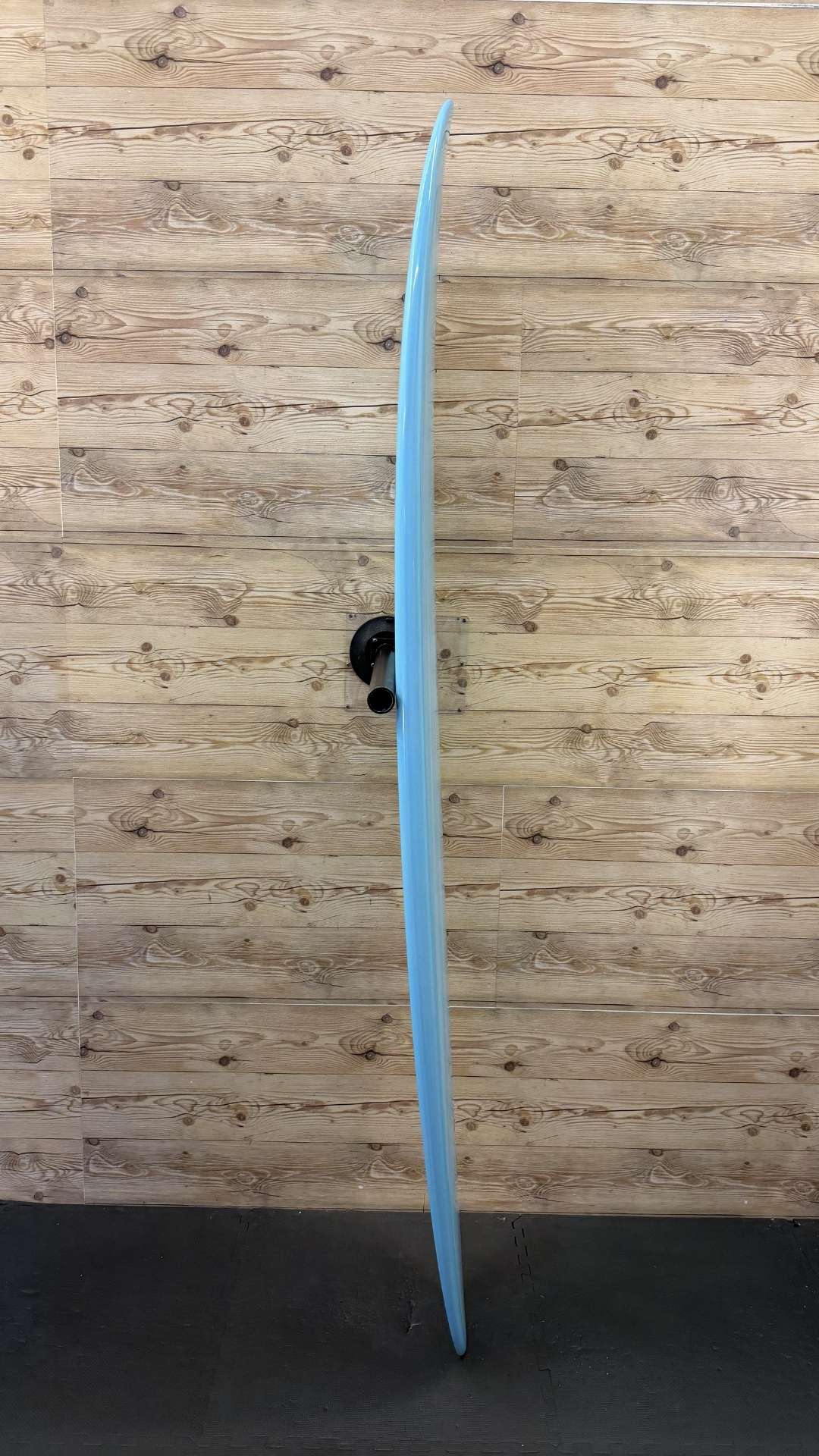 Moe 7'4"