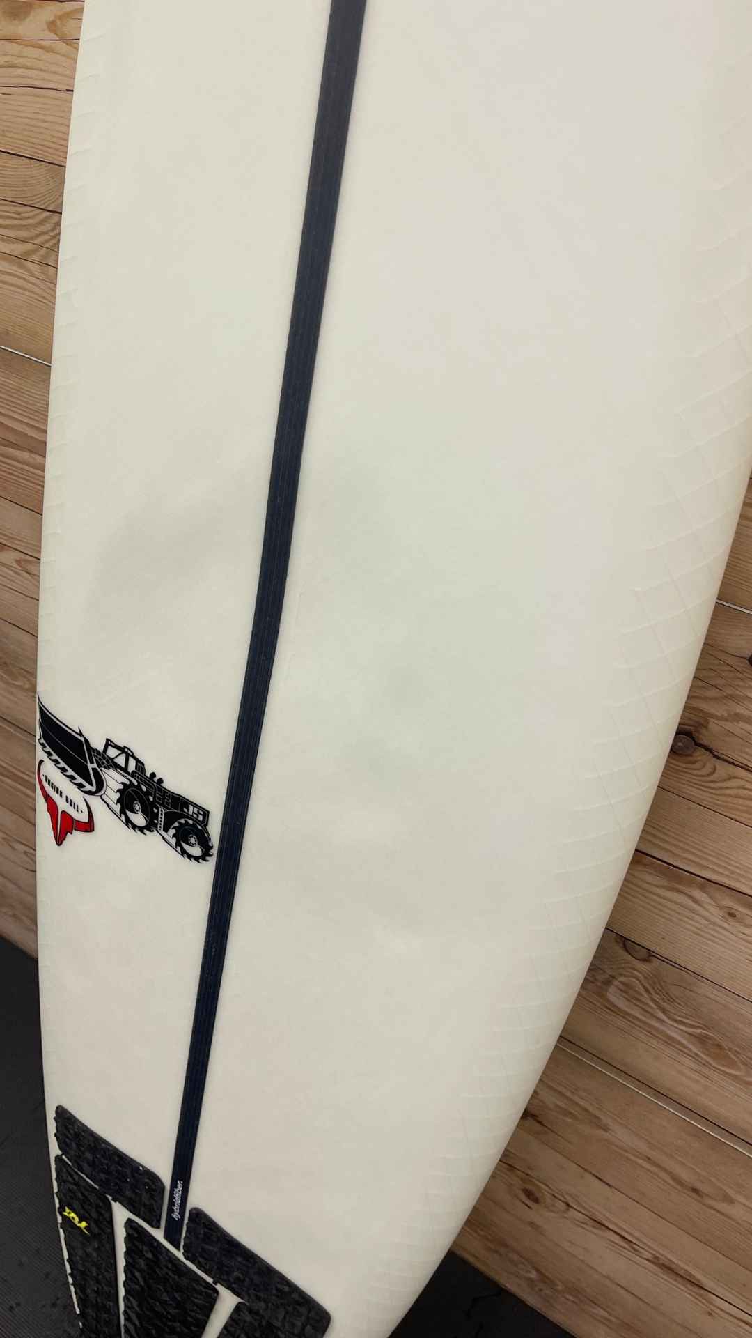 Raging Bull 6'0"