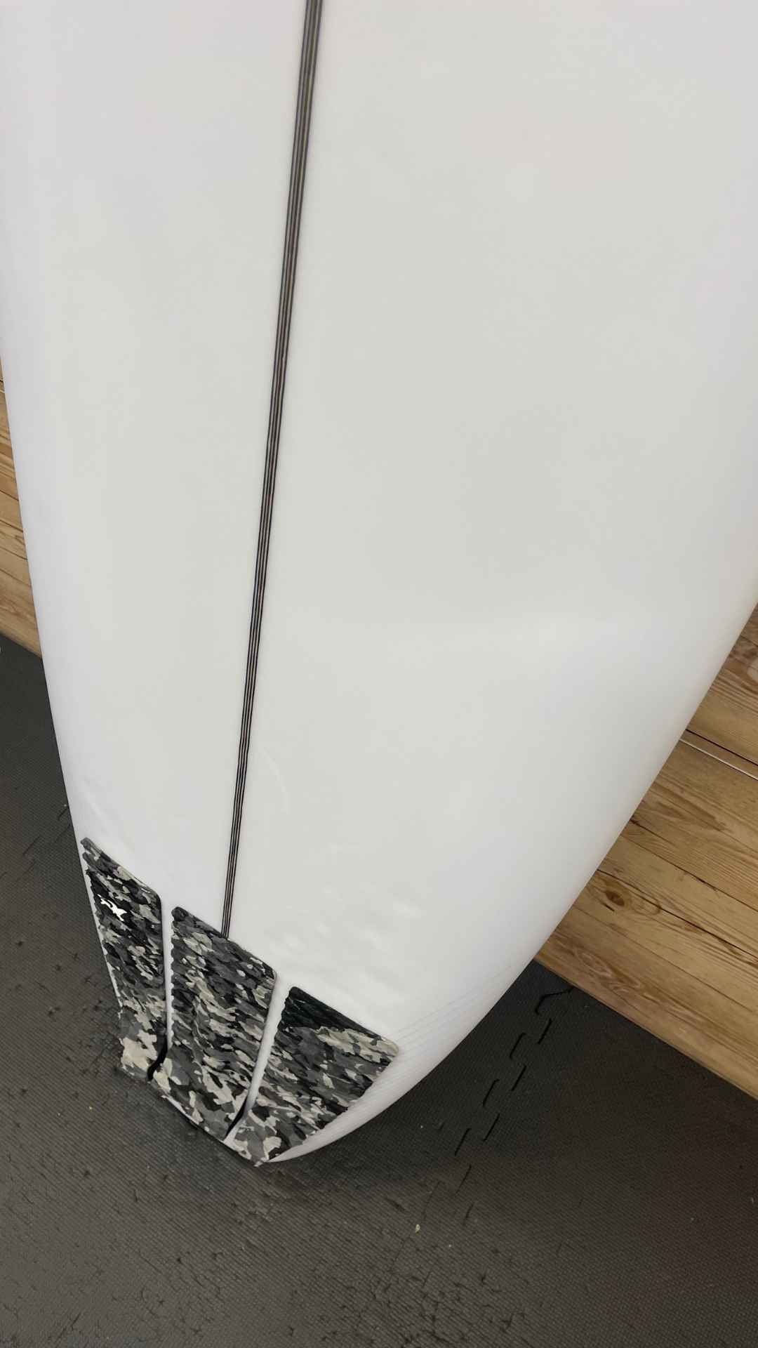 Xero Gravity 5'10"