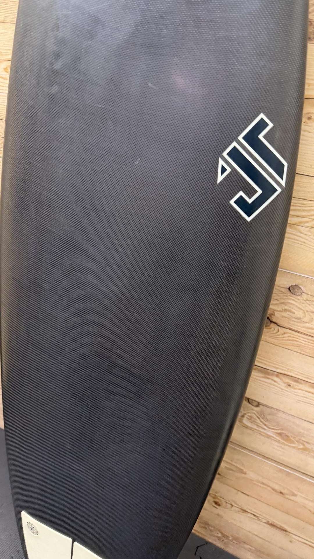5 Fin 5'8"
