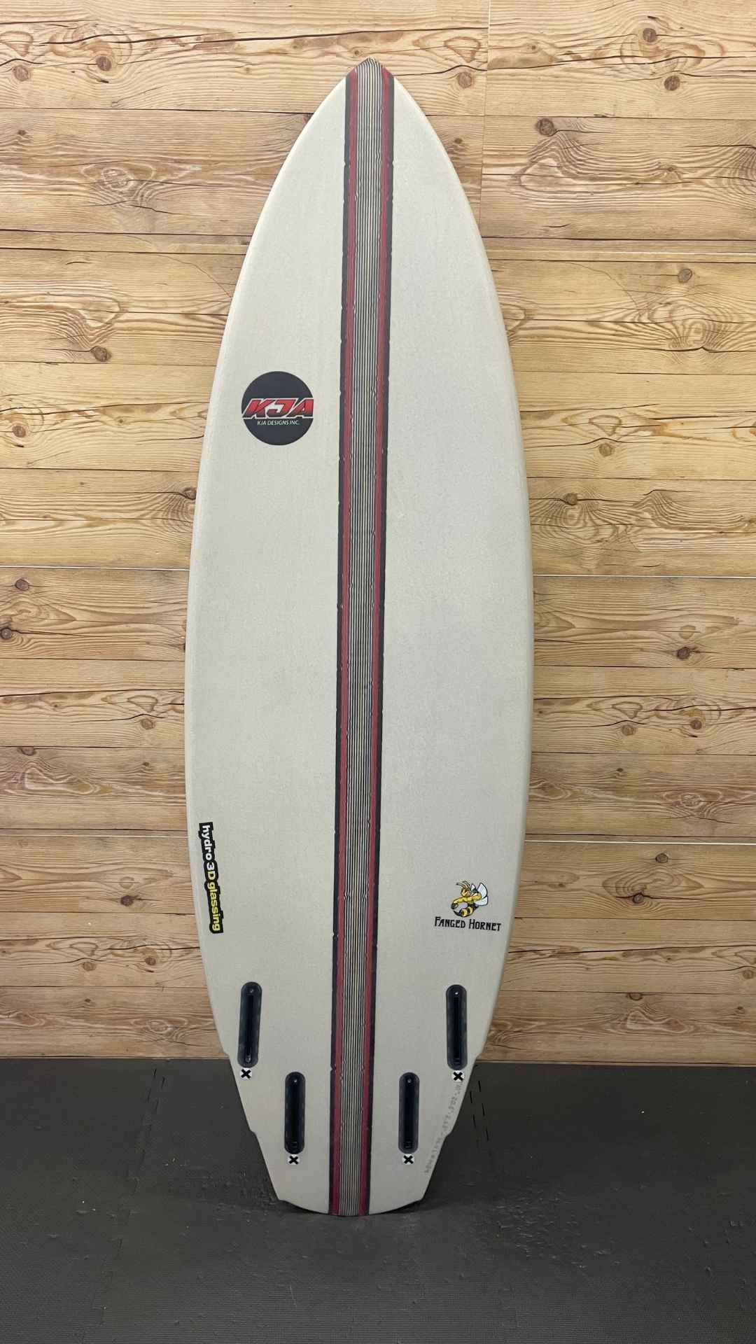 Fanged Hornet 5'10"