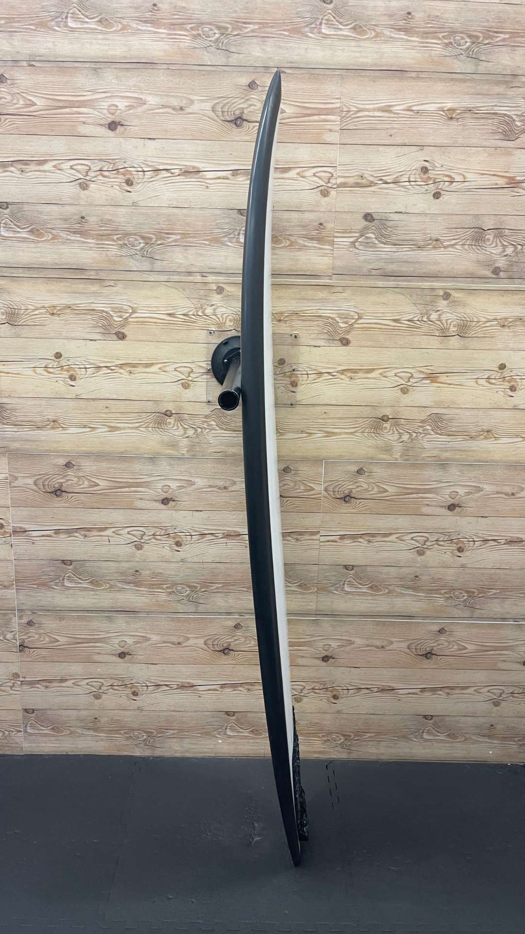 Square Tail Lip Thrasher 6'5"