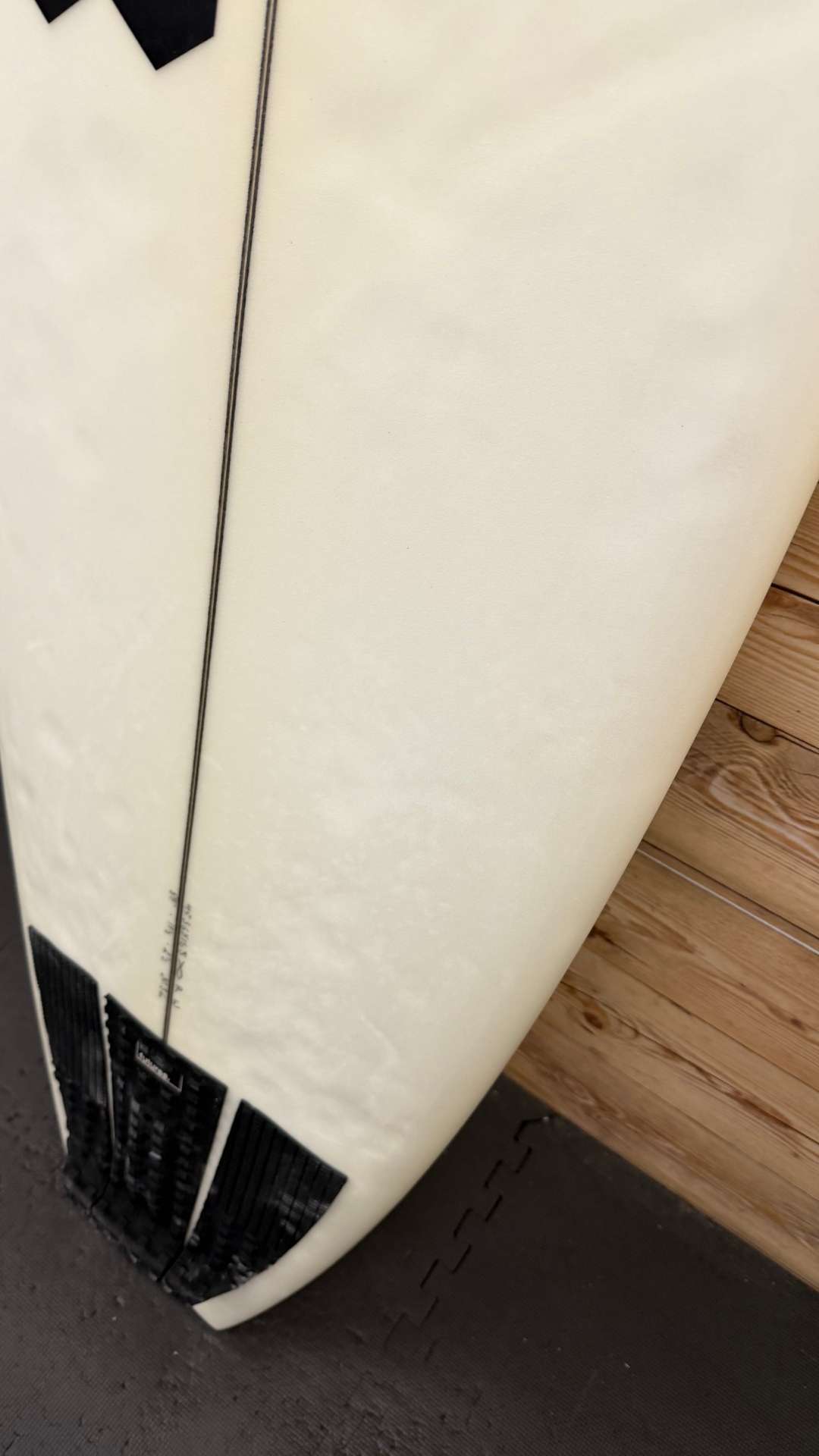Rocket Wide 5'8"
