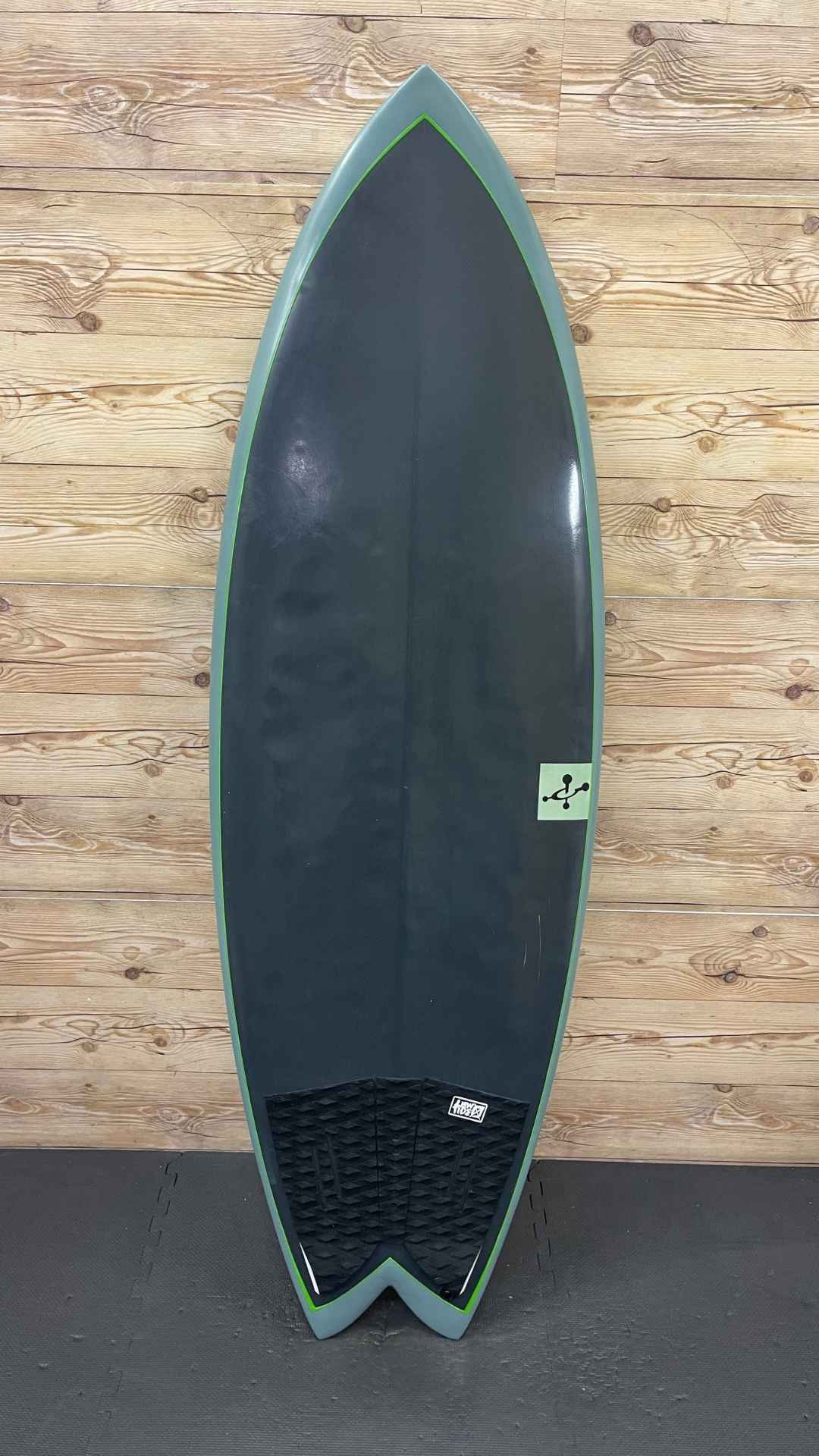 Twin Fish 5'6"