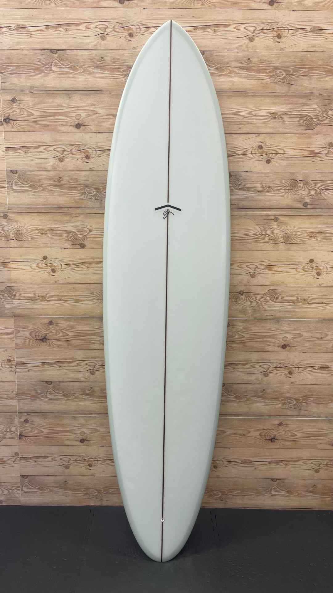 Cali Short 7'7"