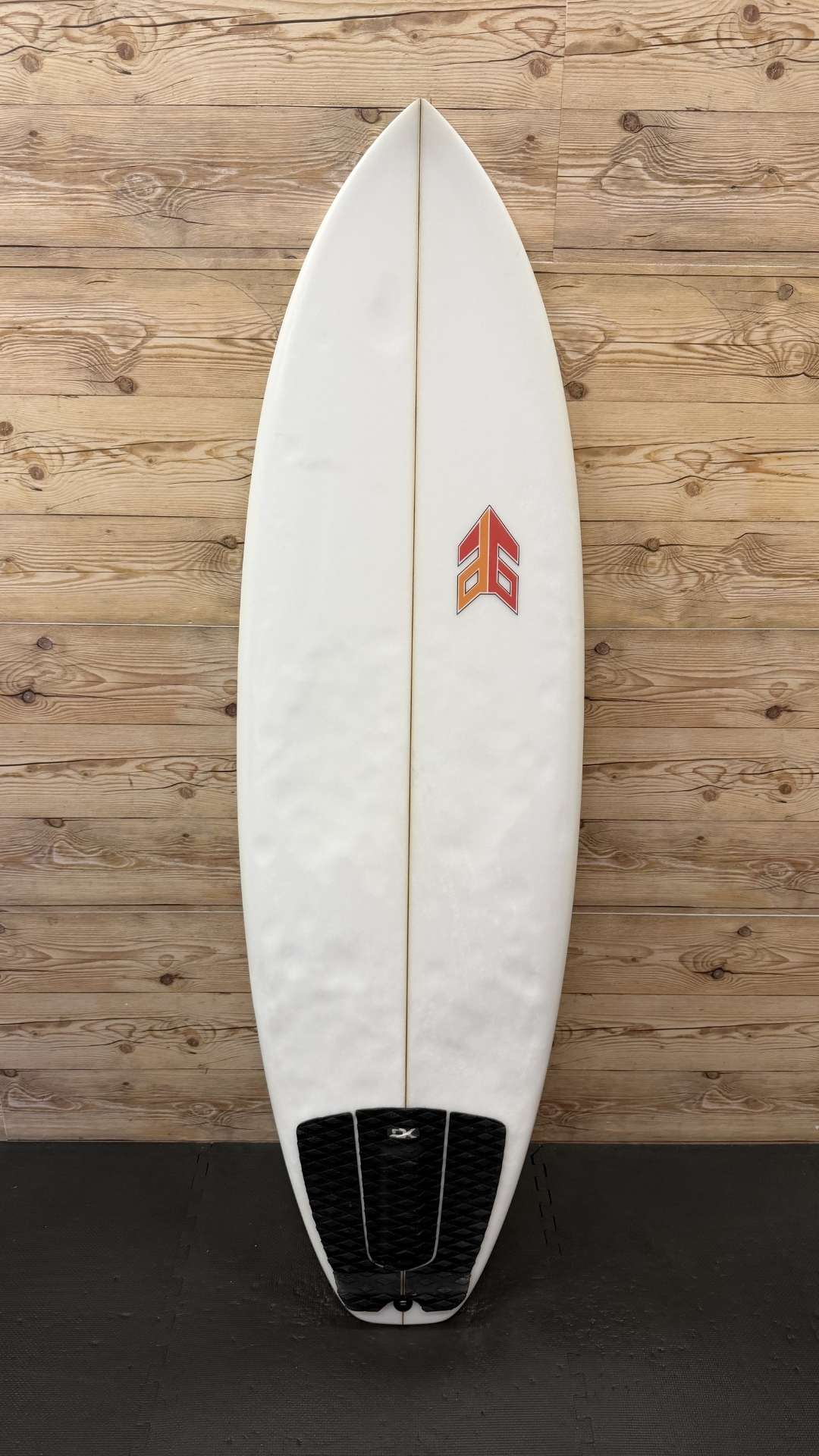 Fuster 5'8"