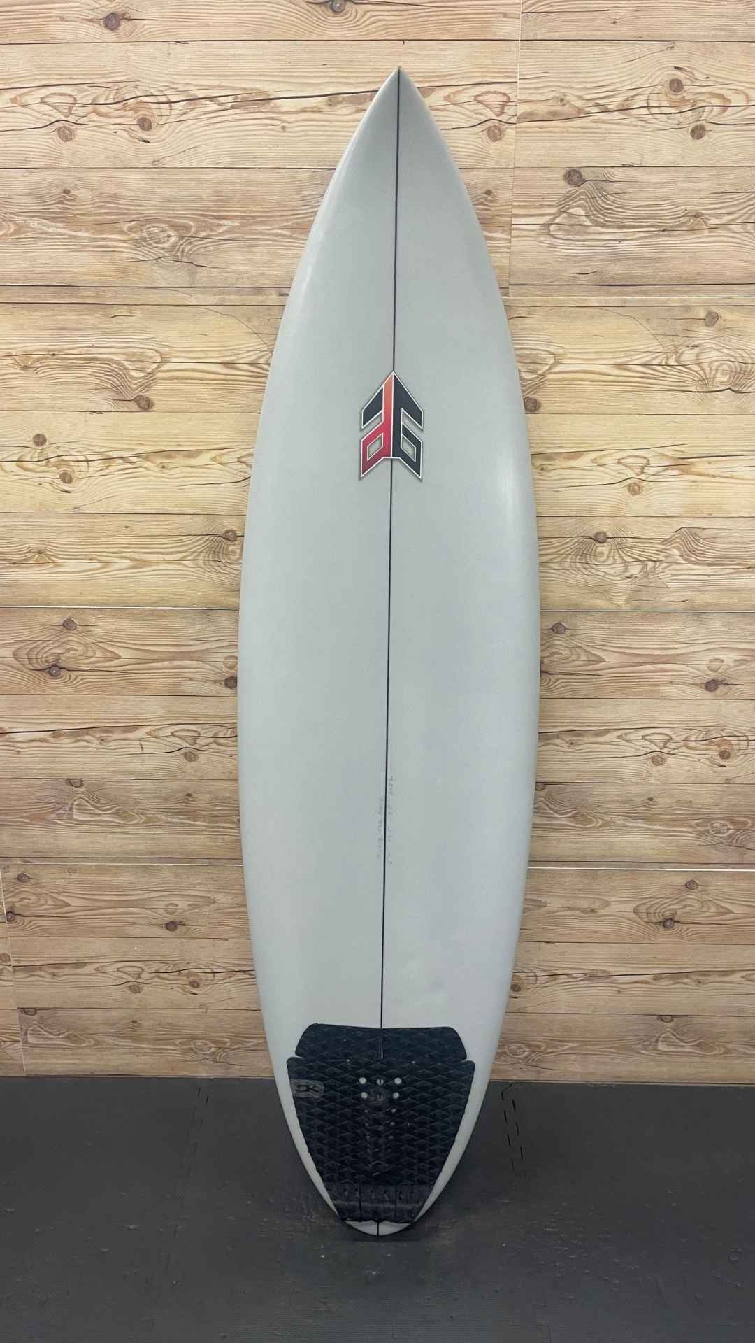 Roundpin 6'0"