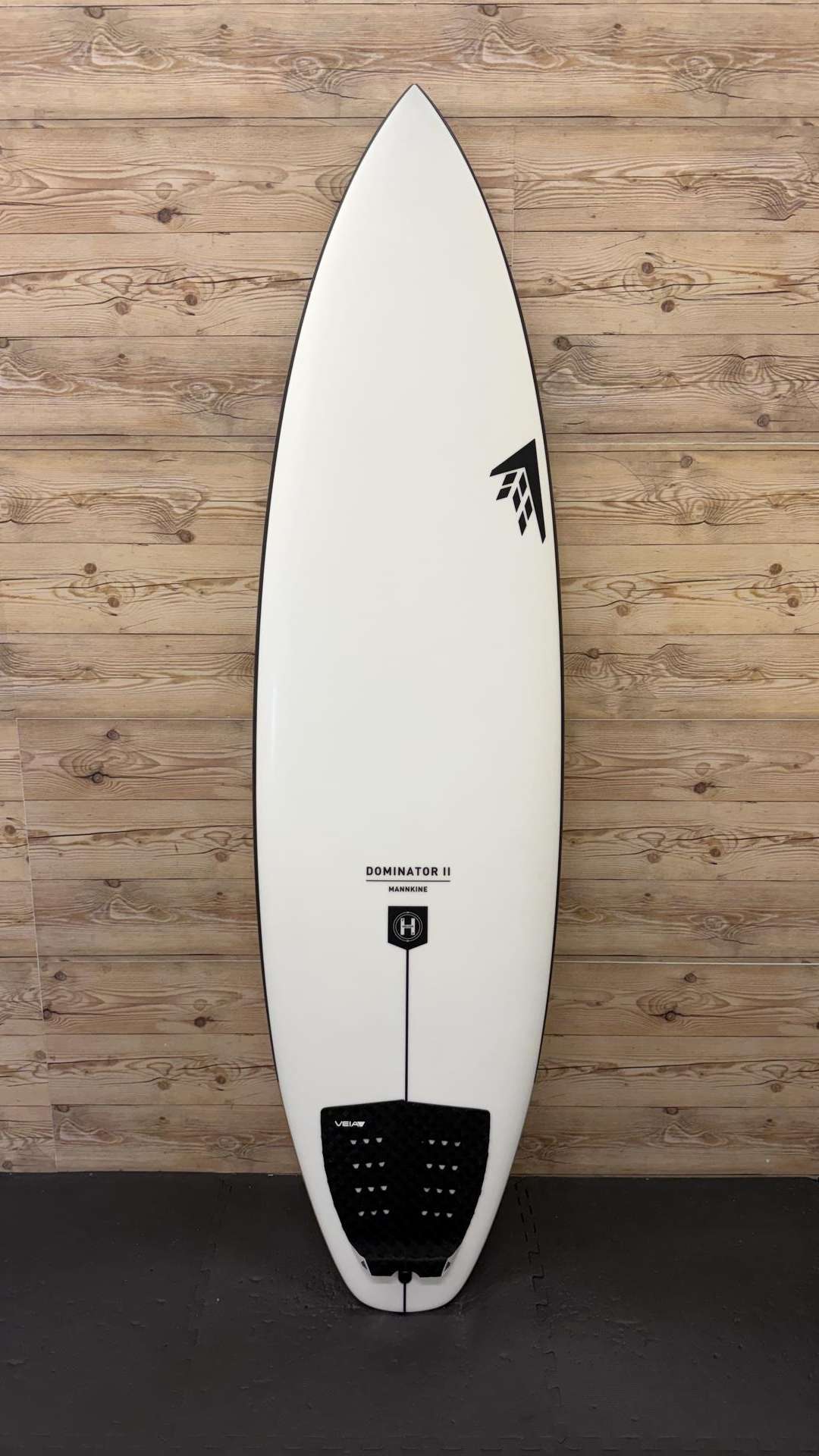 Dominator 6'10"