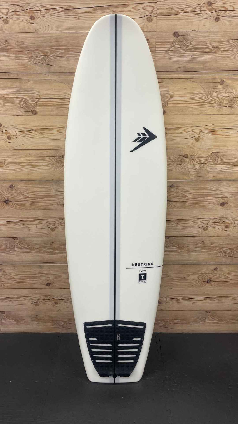Neutrino 5'10"
