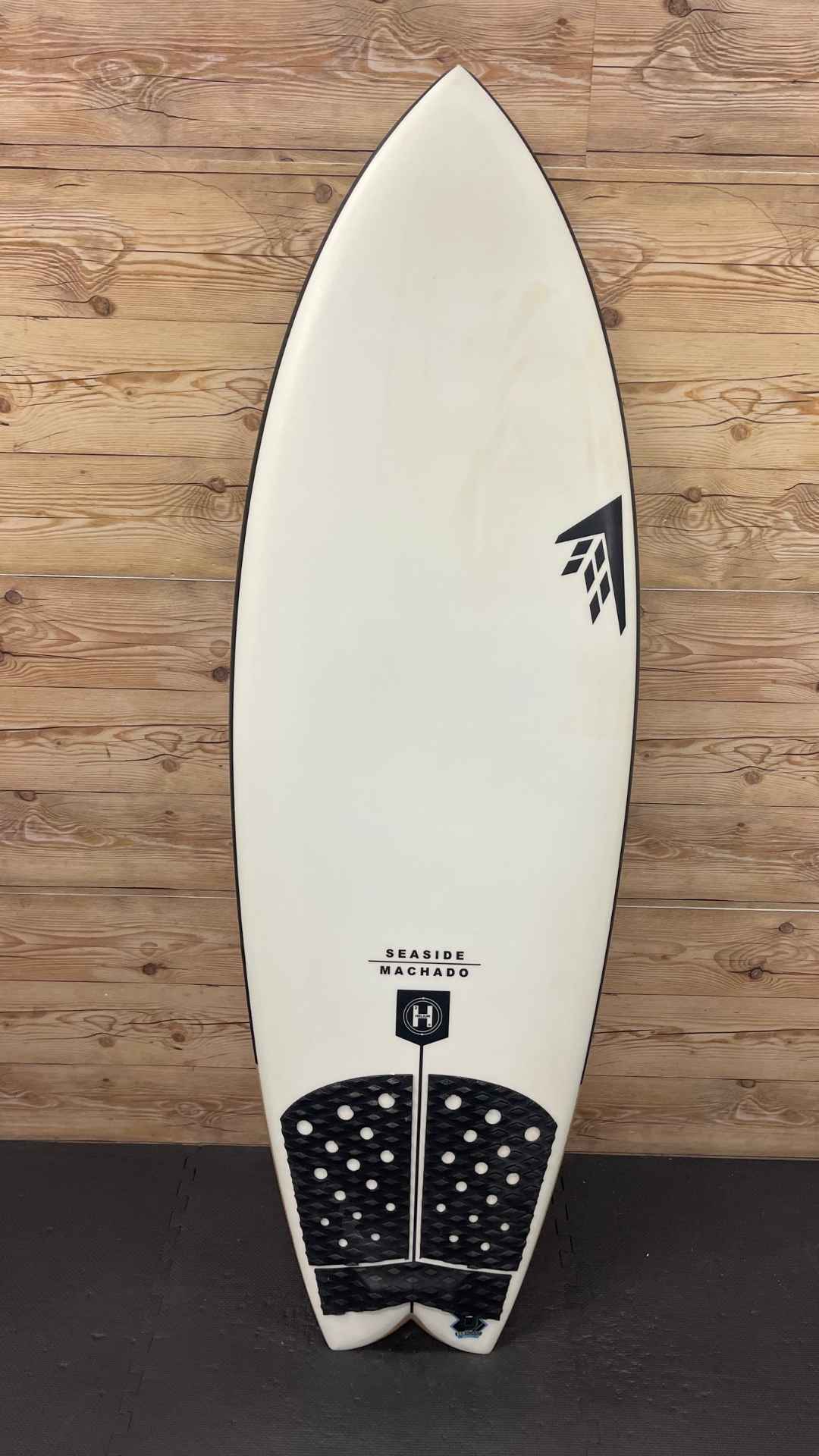 Seaside Fish 5'5"