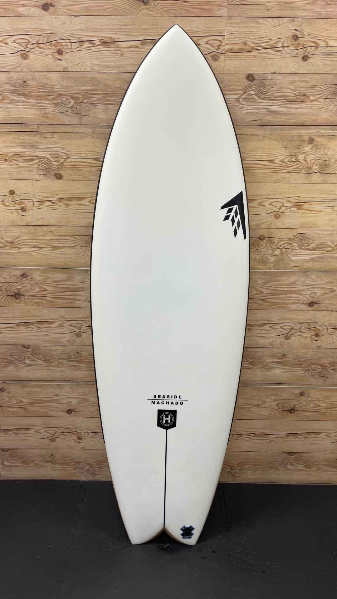 Seaside Fish 6'0"
