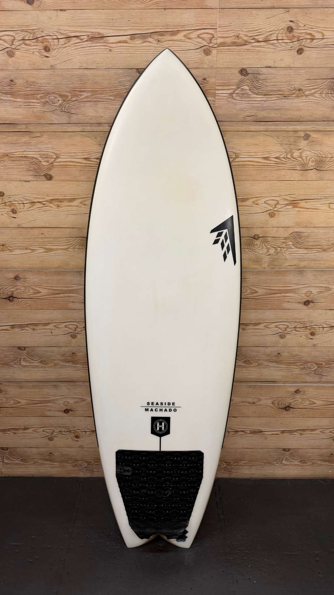 Seaside Fish 5'10"