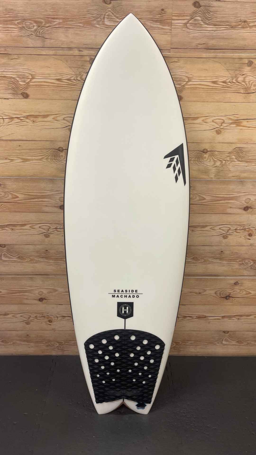 Seaside Fish 5'6"