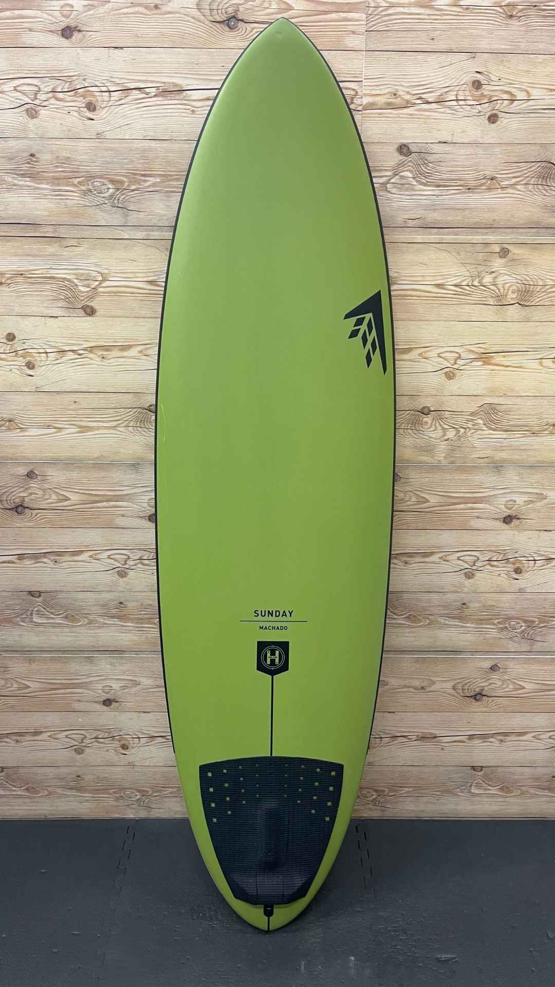 Sunday 6'4"