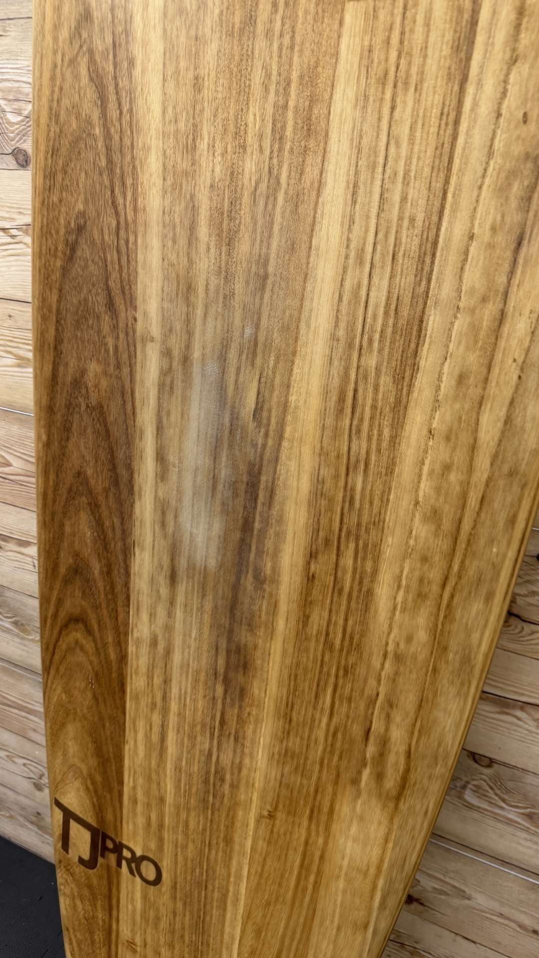TJ Pro 9'0"