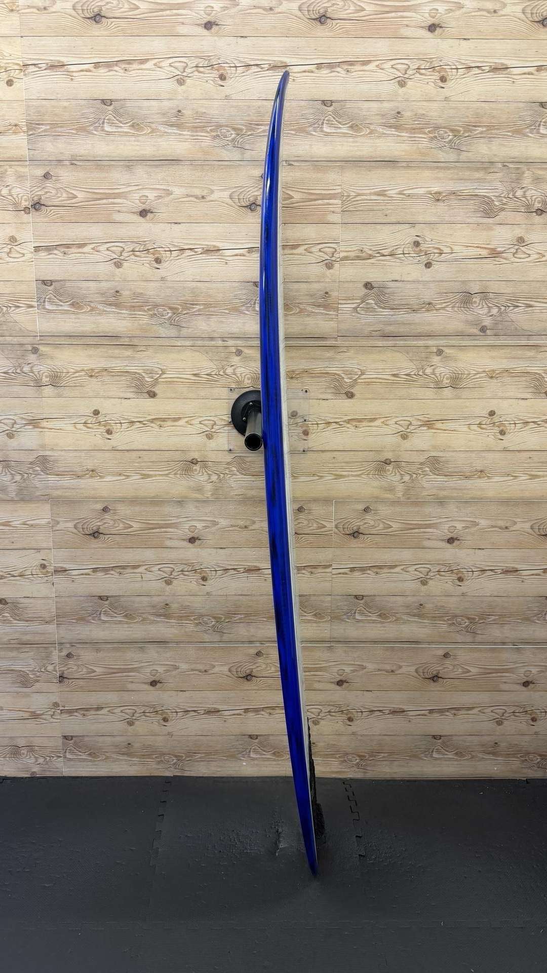 Moe 7'2"