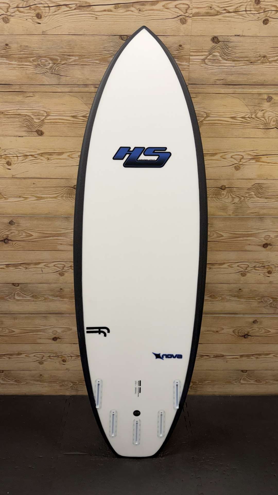 Nova 5'9"