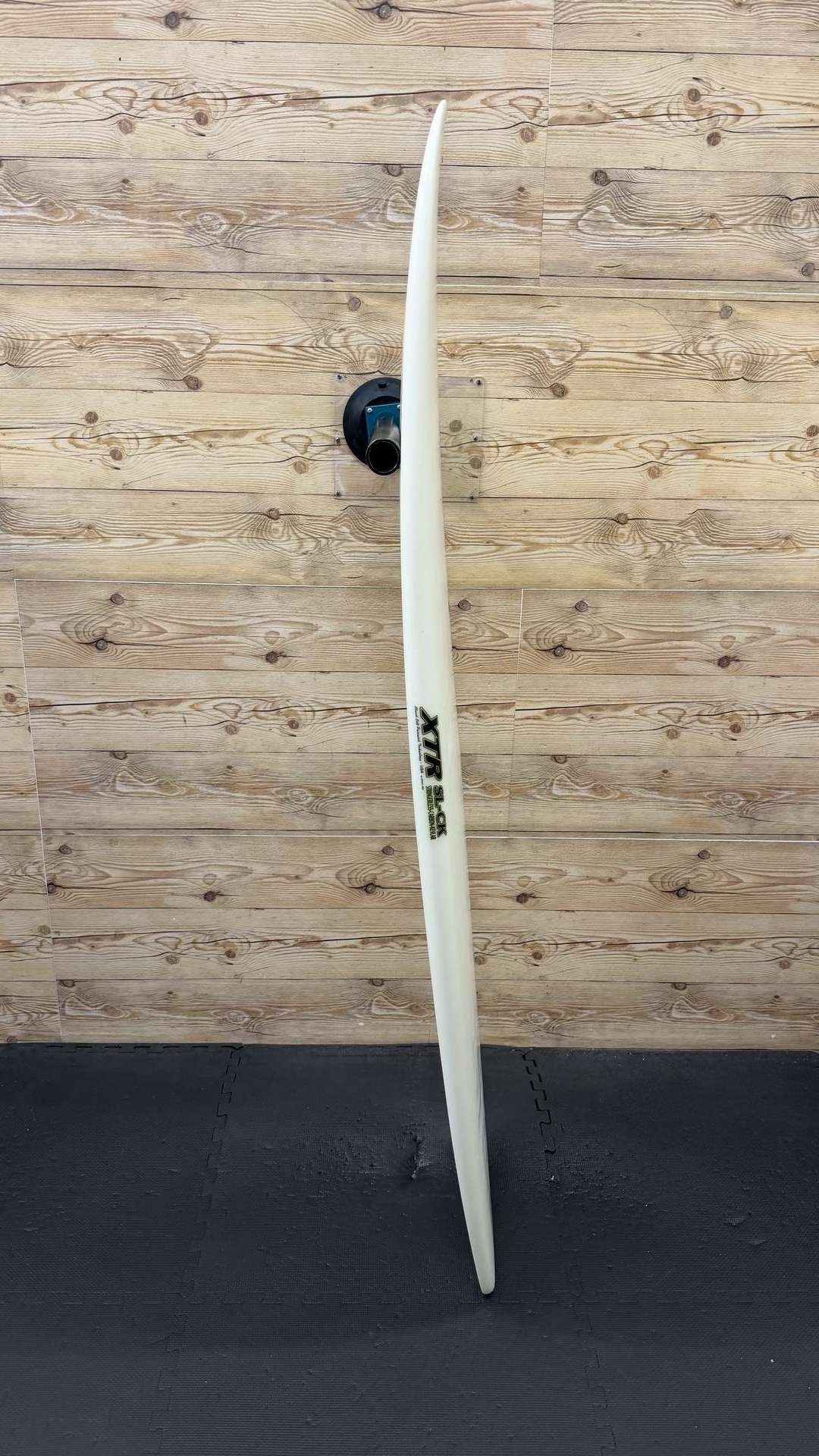 Tomo 5'6"