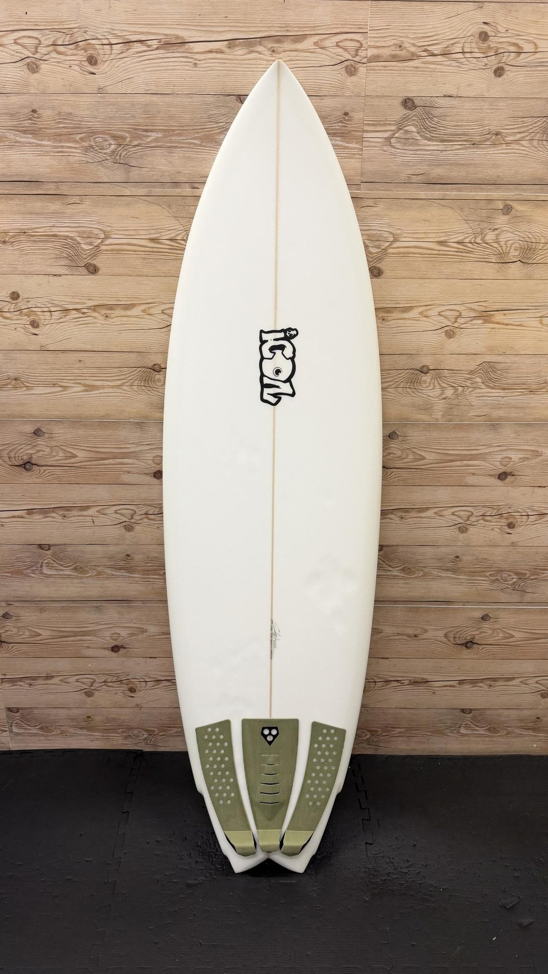 Dorado 5'8.5"