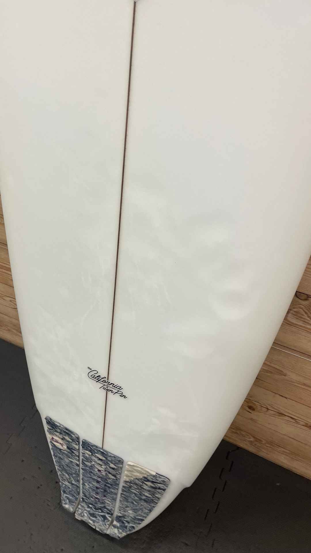 California Twin Pin 6'0"