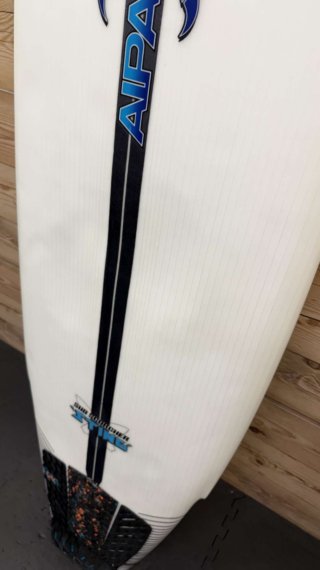 Sub Scorcher Sting 5'9"