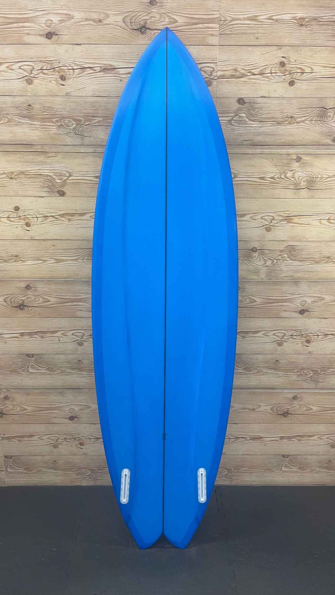 Pedestrian Ship 6'4"