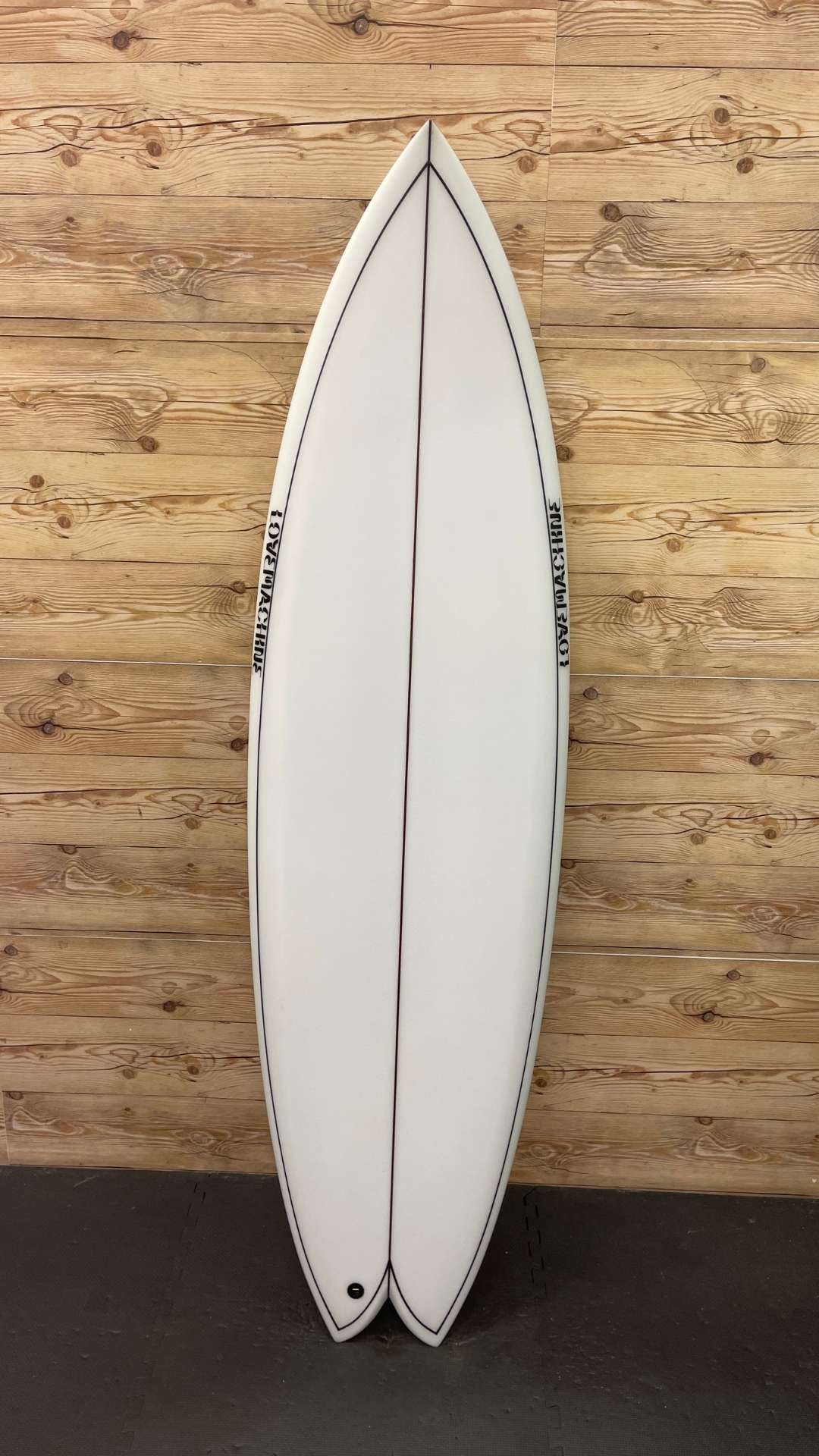 Pedestrian Ship 5'11"