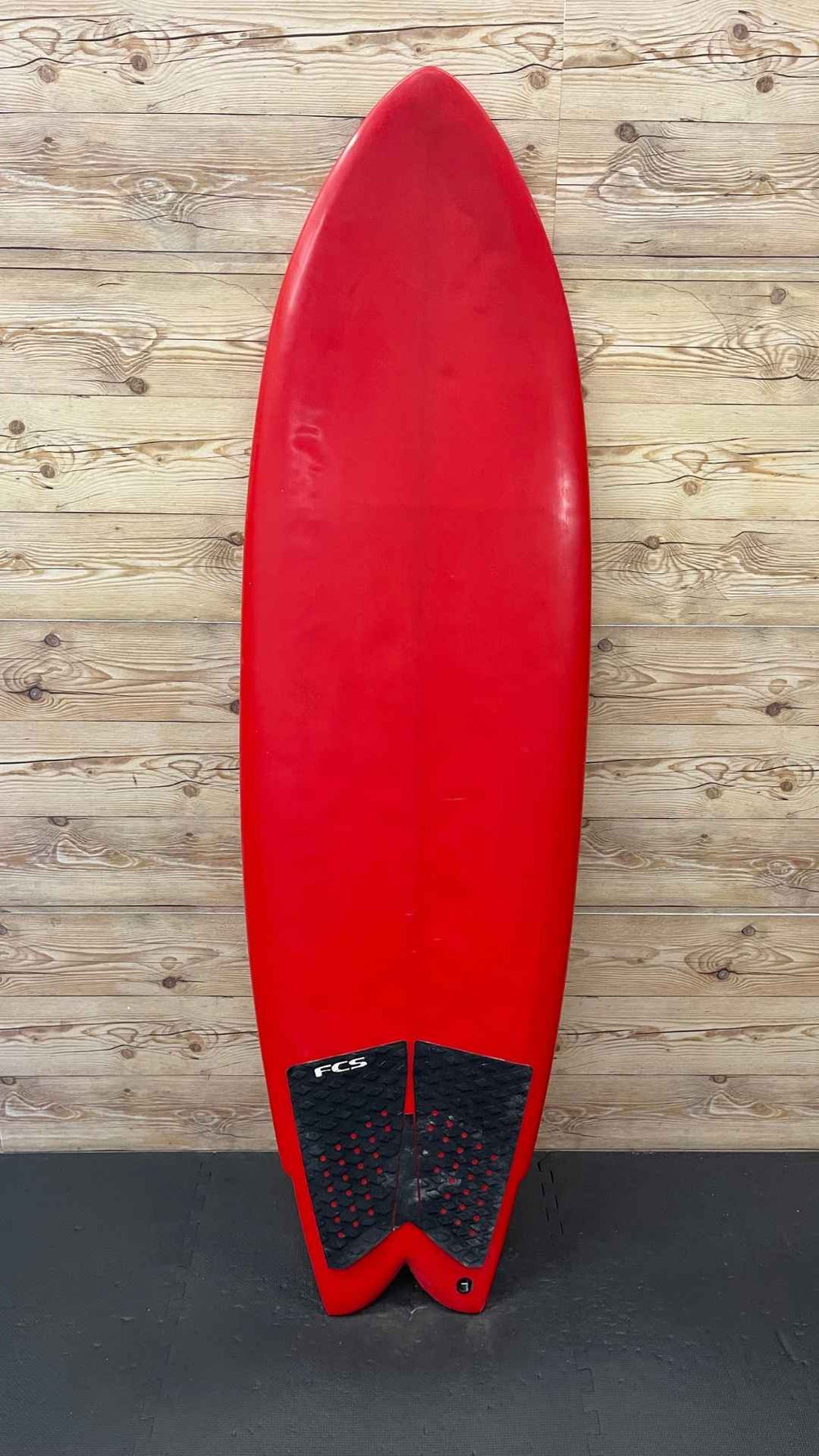 Red Fish 5'9"