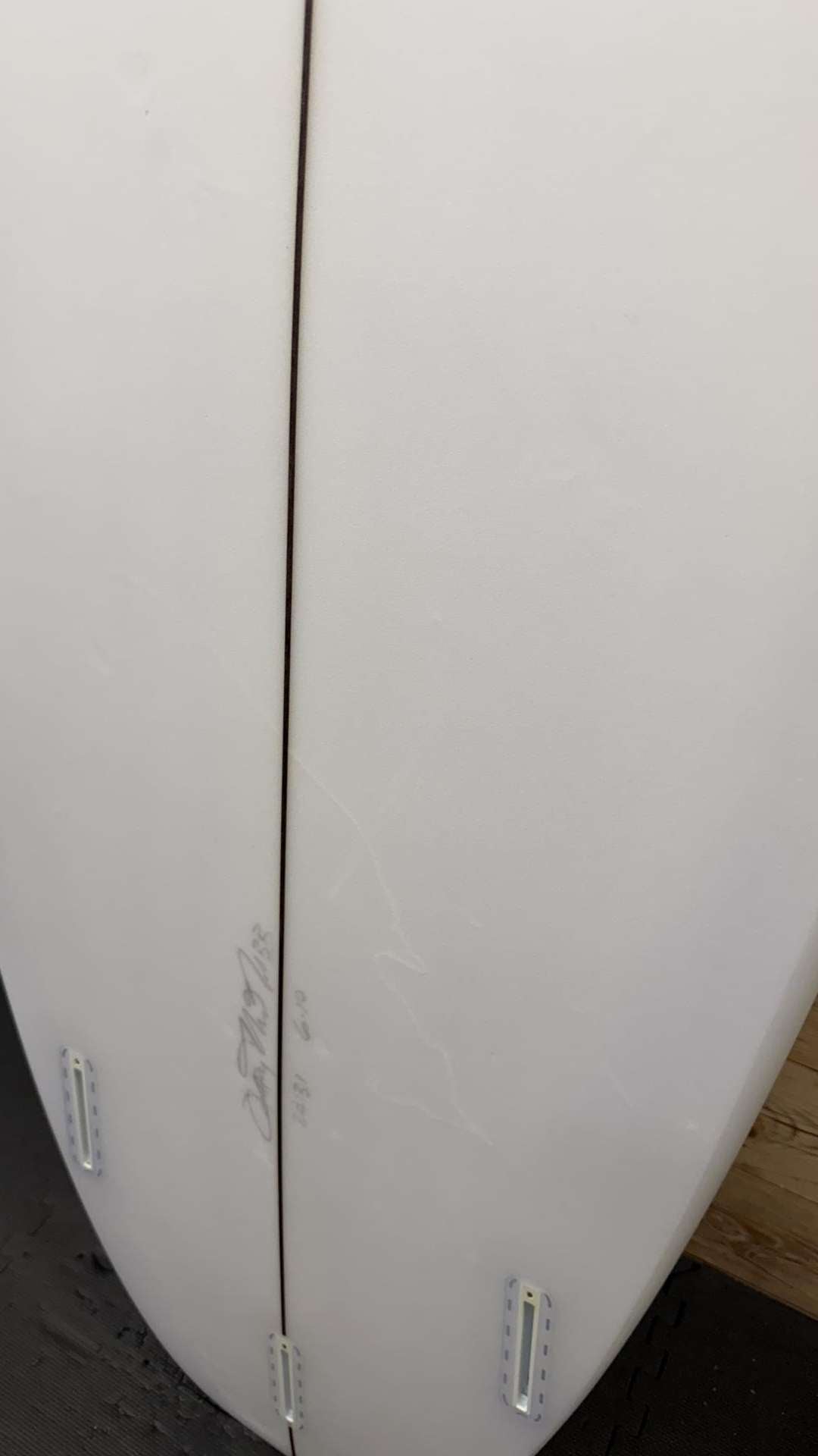 Tri 6'10"