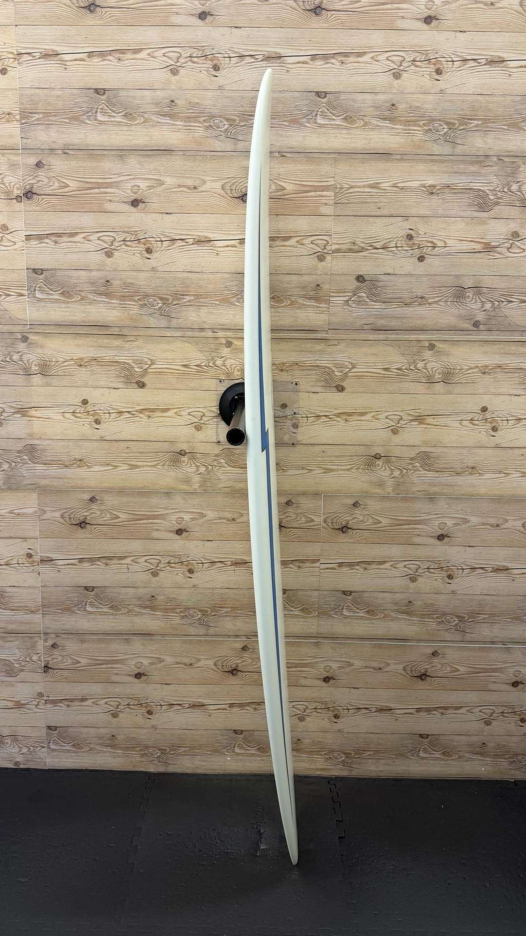Josh Mohr Model 7'0"