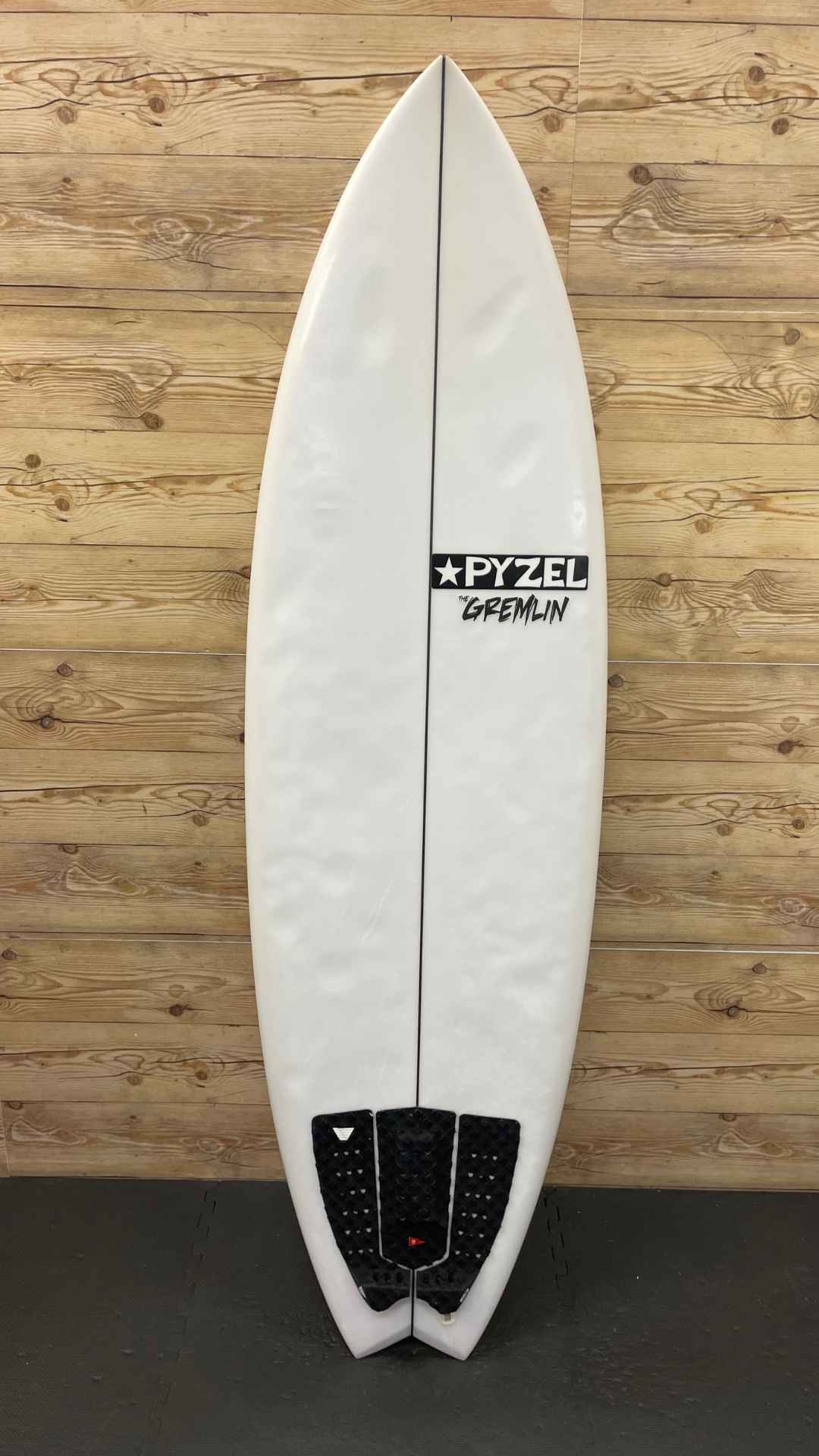 Gremlin 6'0"