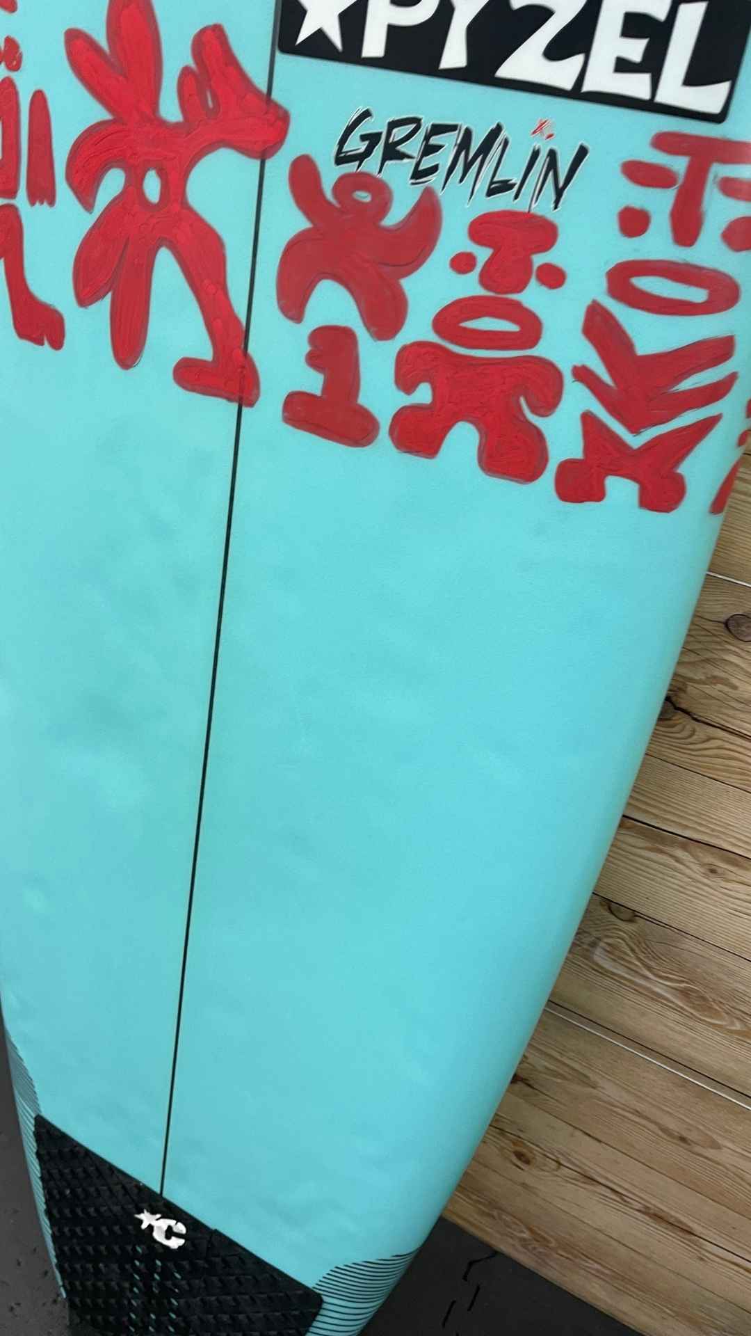 Gremlin 6'4"