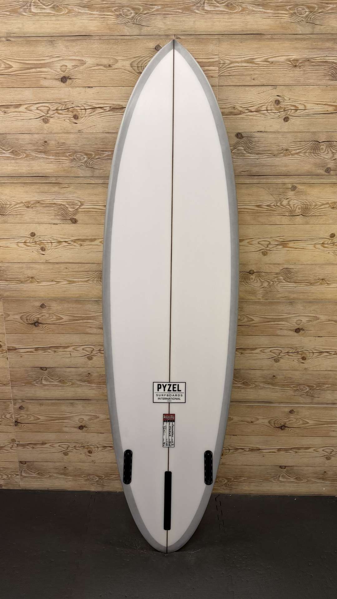 Mid Length Crisis 6'8"