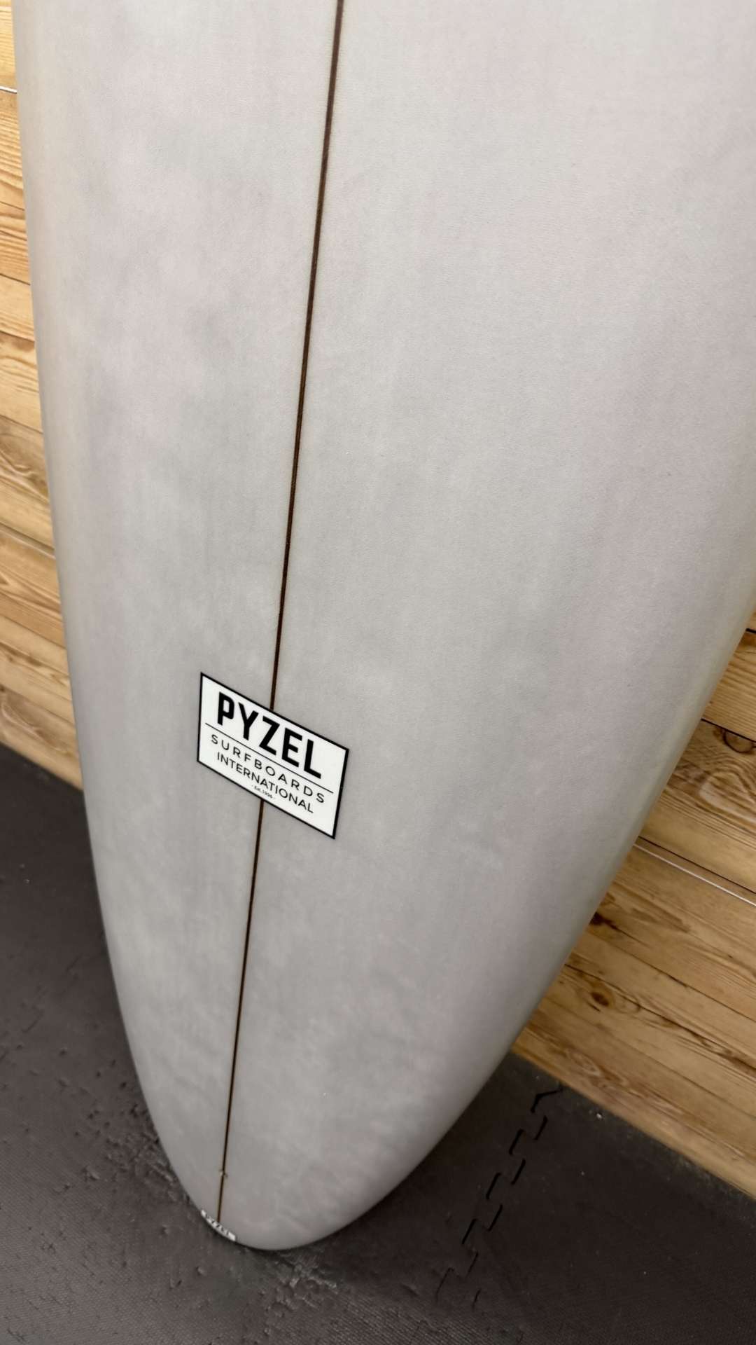 Mid Length Crisis 6'8"