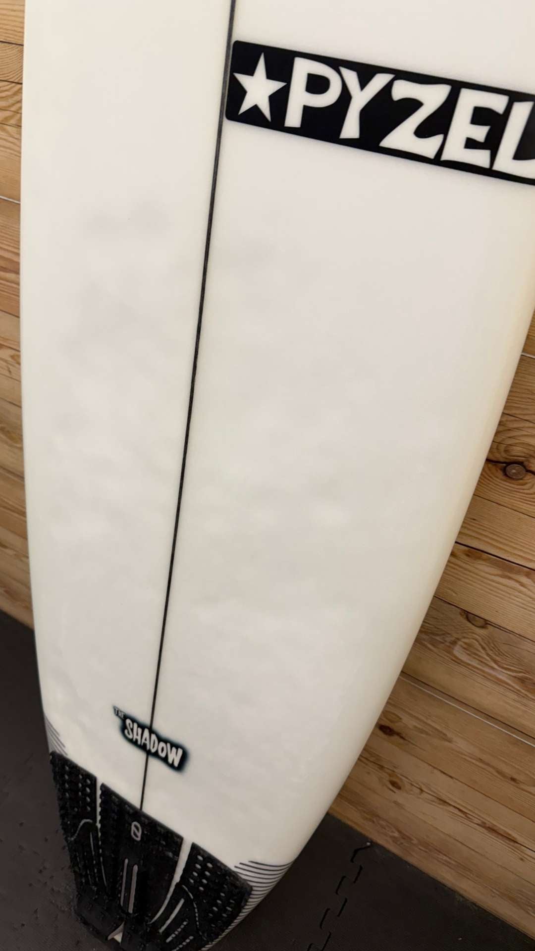 Pyzel Shadow 6'2"