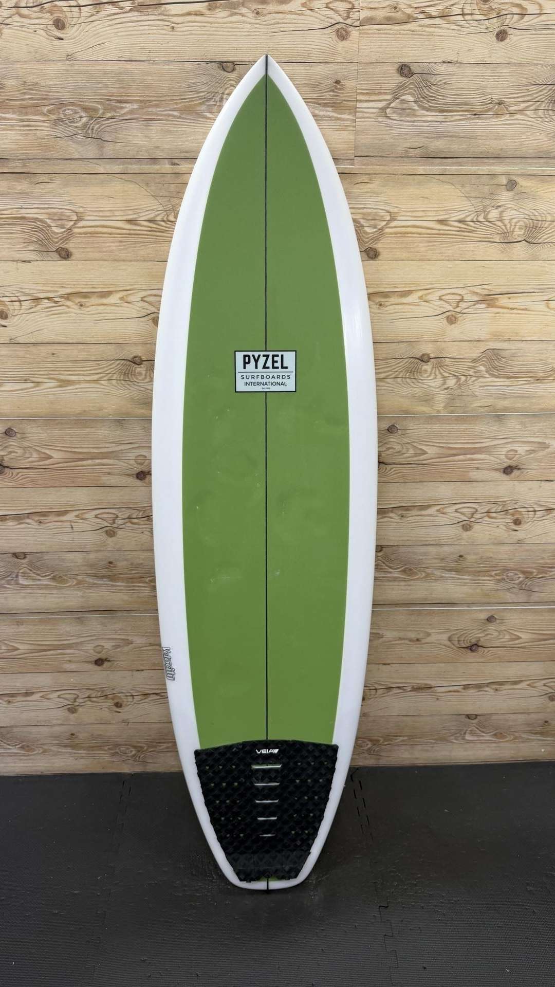 Precious 5'8"