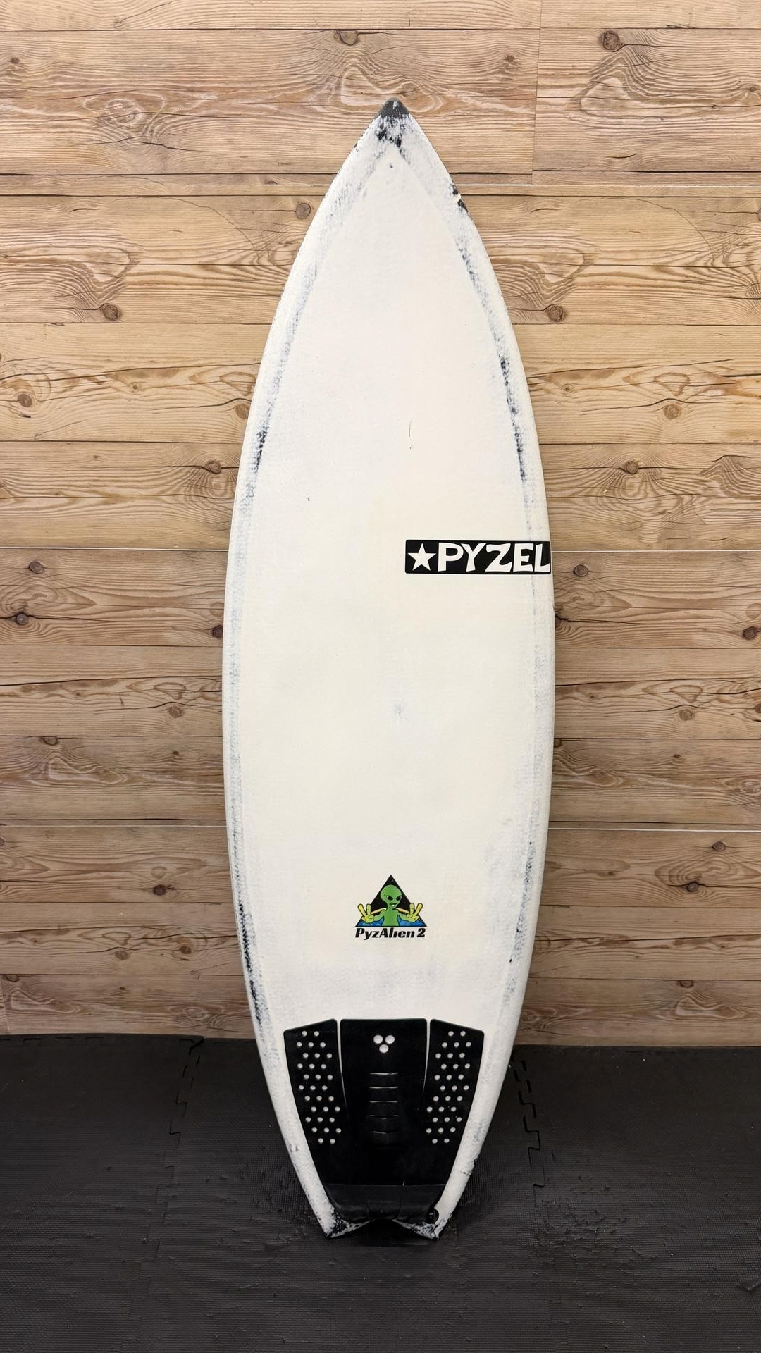 Pyzalien 2 5'7"