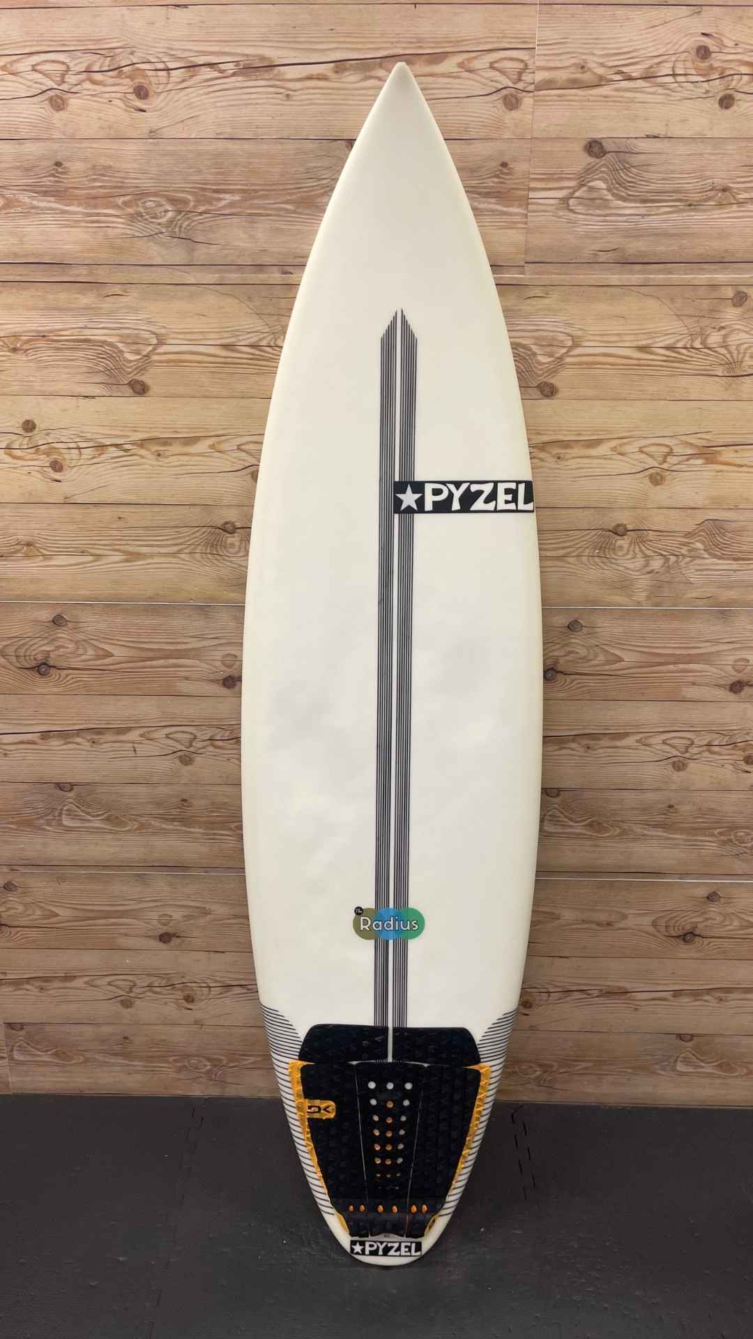 The Radius 5'11"