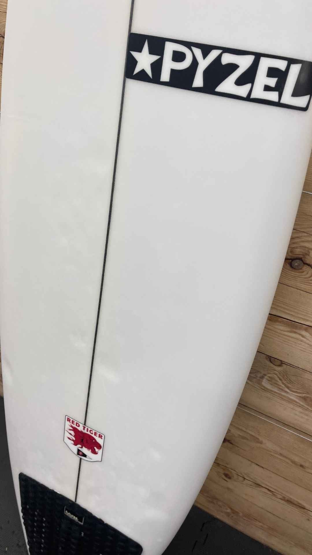 Red Tiger 5'9"