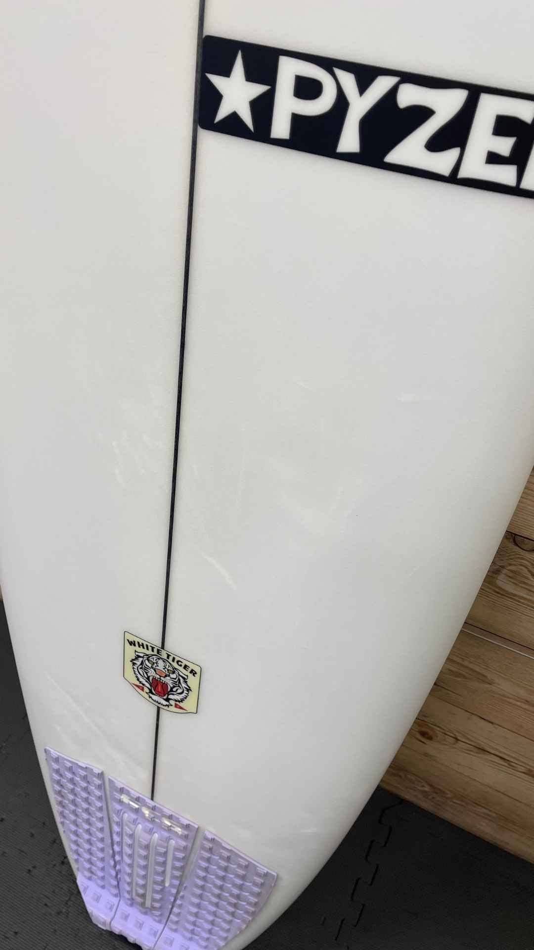 White Tiger 5'7"