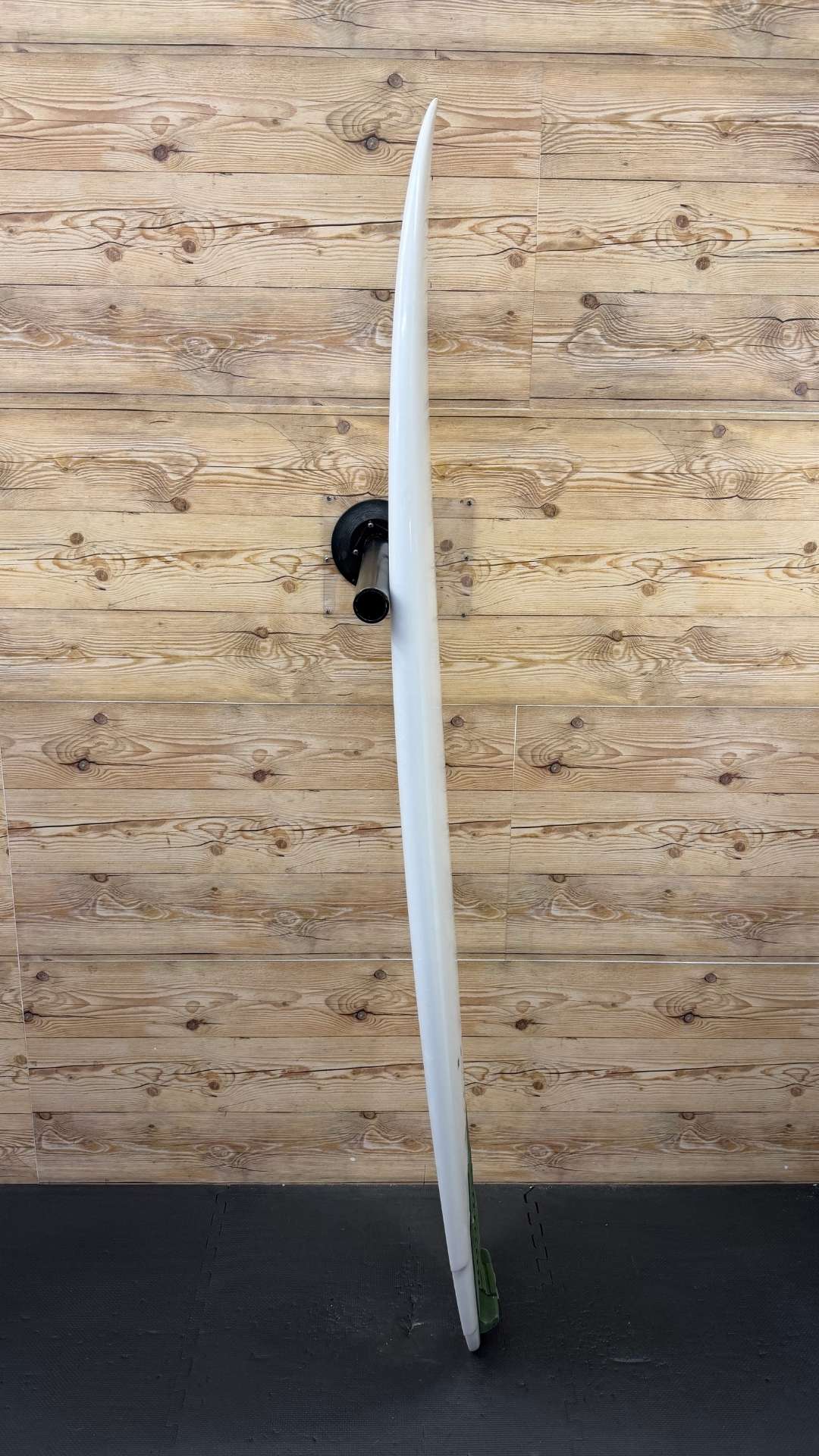 Dwart 6'2"