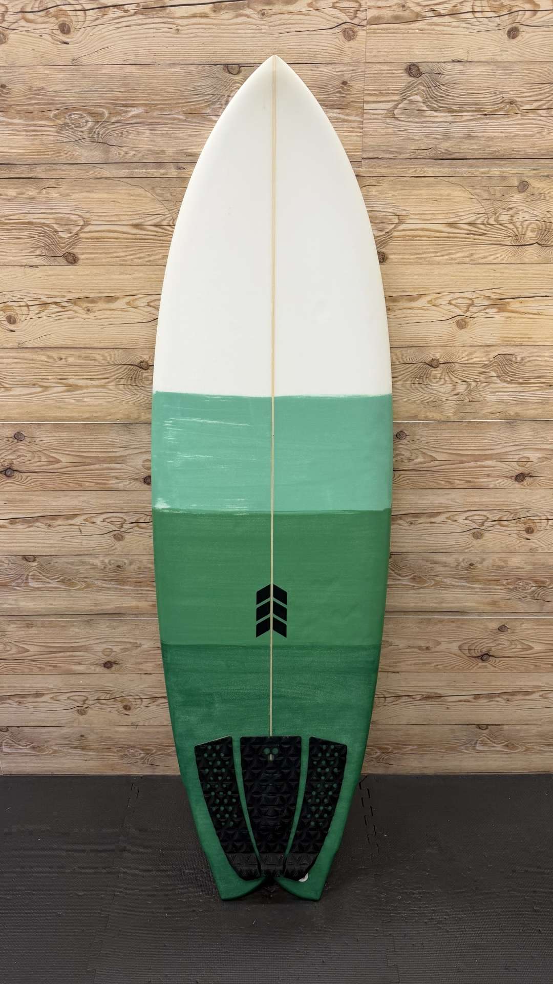 5 Fin Swallow Tail 5'9"