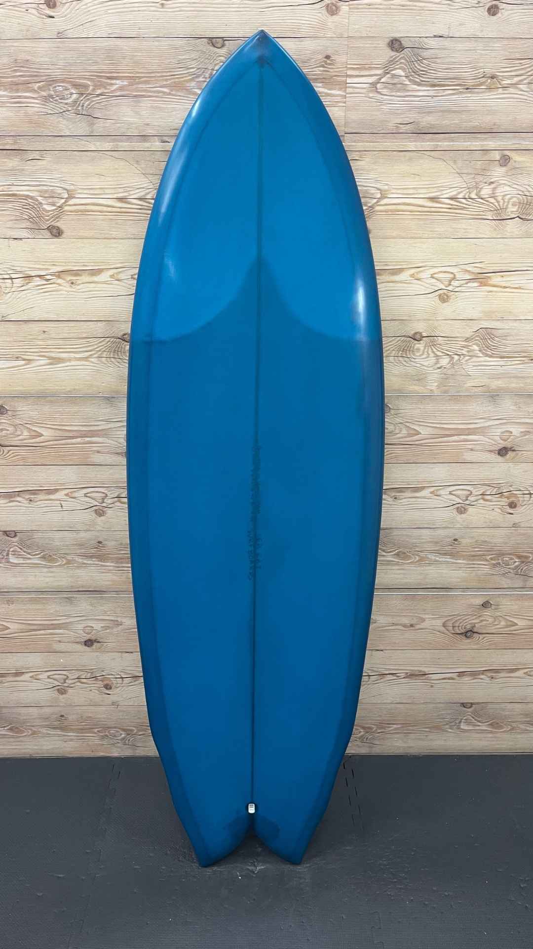 Twin Keel Fish 5'8"
