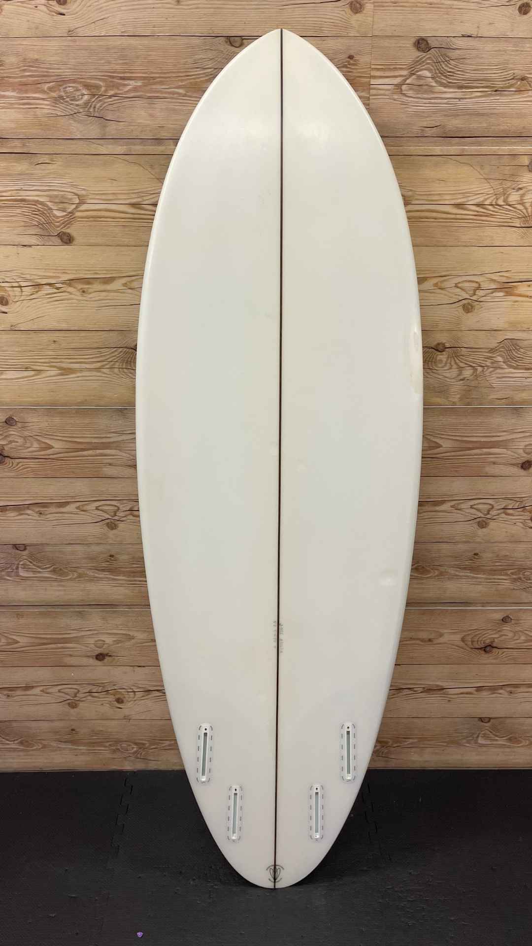T.Rev 5'8