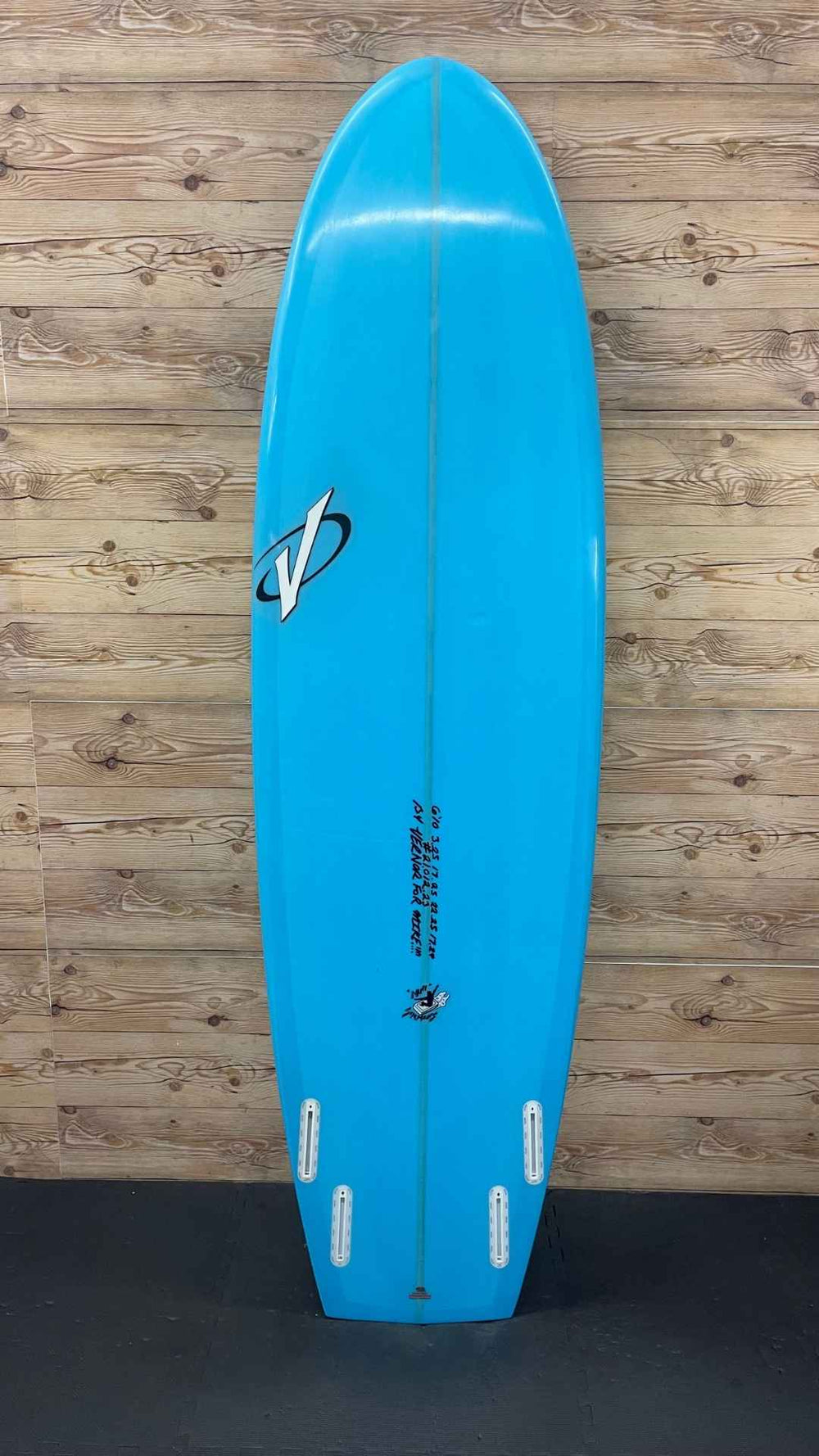 Mega Mini Simmons 6'10"