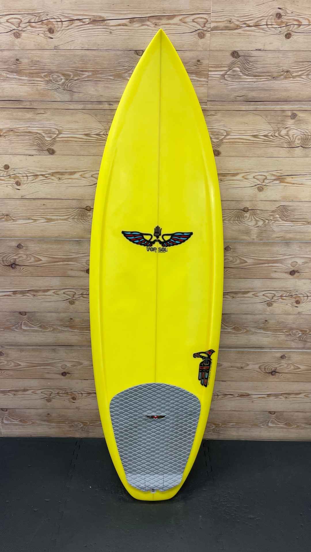 Hornet 5'10"