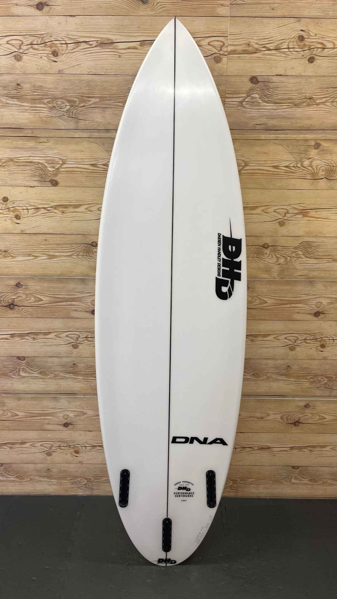 DNA 6'2"